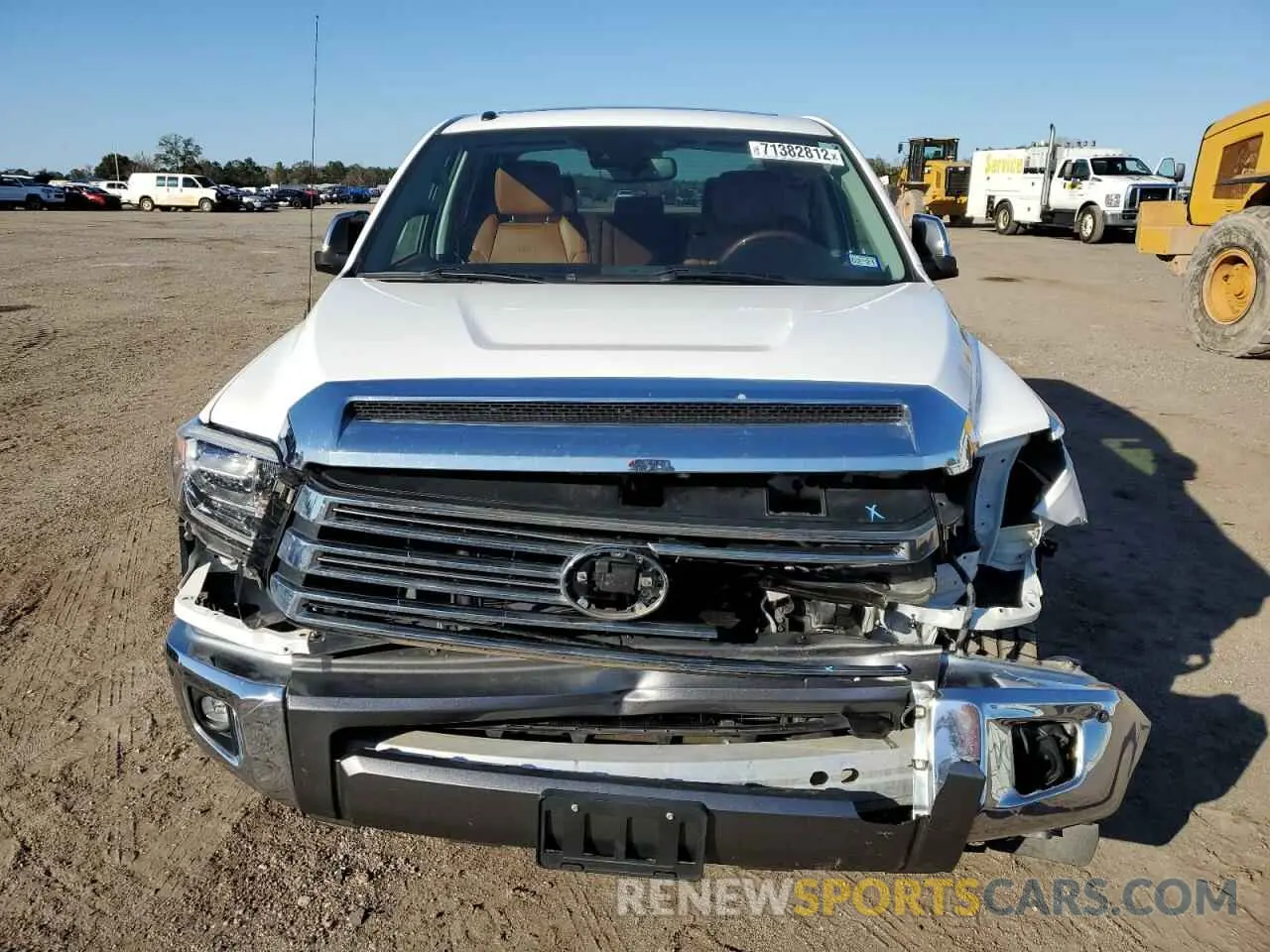 5 Photograph of a damaged car 5TFAY5F13KX819878 TOYOTA TUNDRA 2019