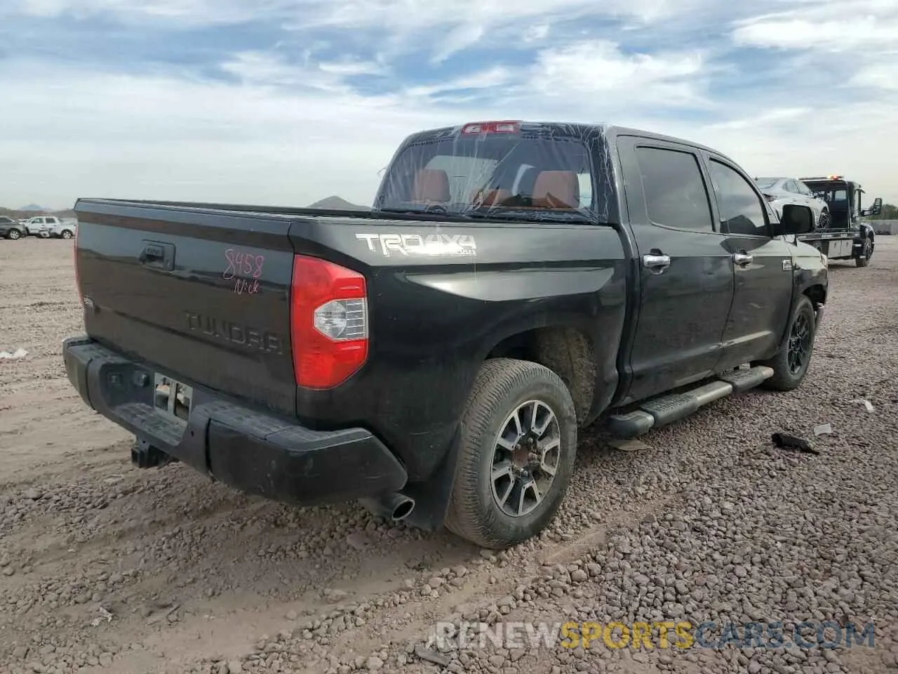 3 Фотография поврежденного автомобиля 5TFAY5F14KX830162 TOYOTA TUNDRA 2019