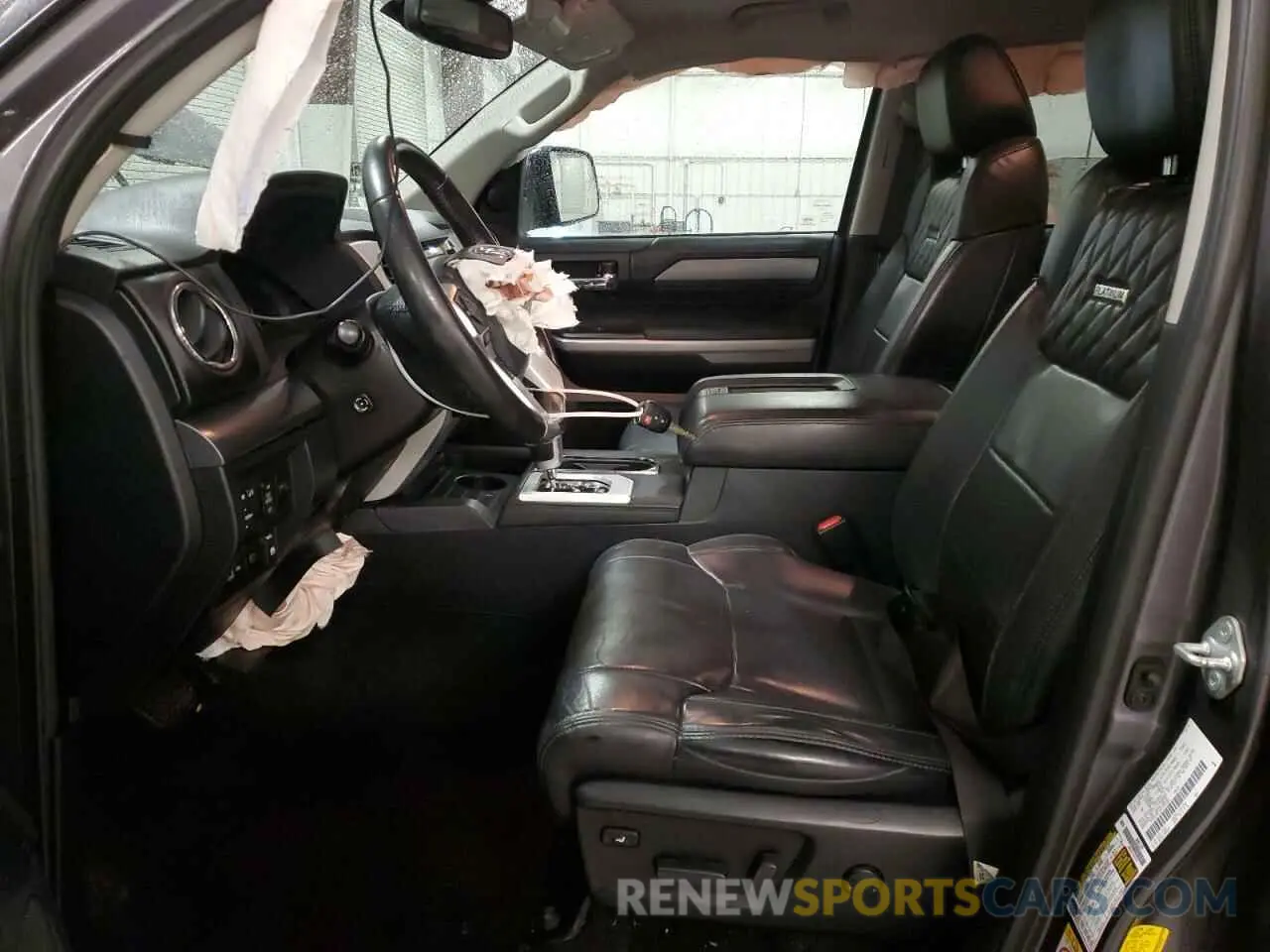 7 Photograph of a damaged car 5TFAY5F16KX793261 TOYOTA TUNDRA 2019