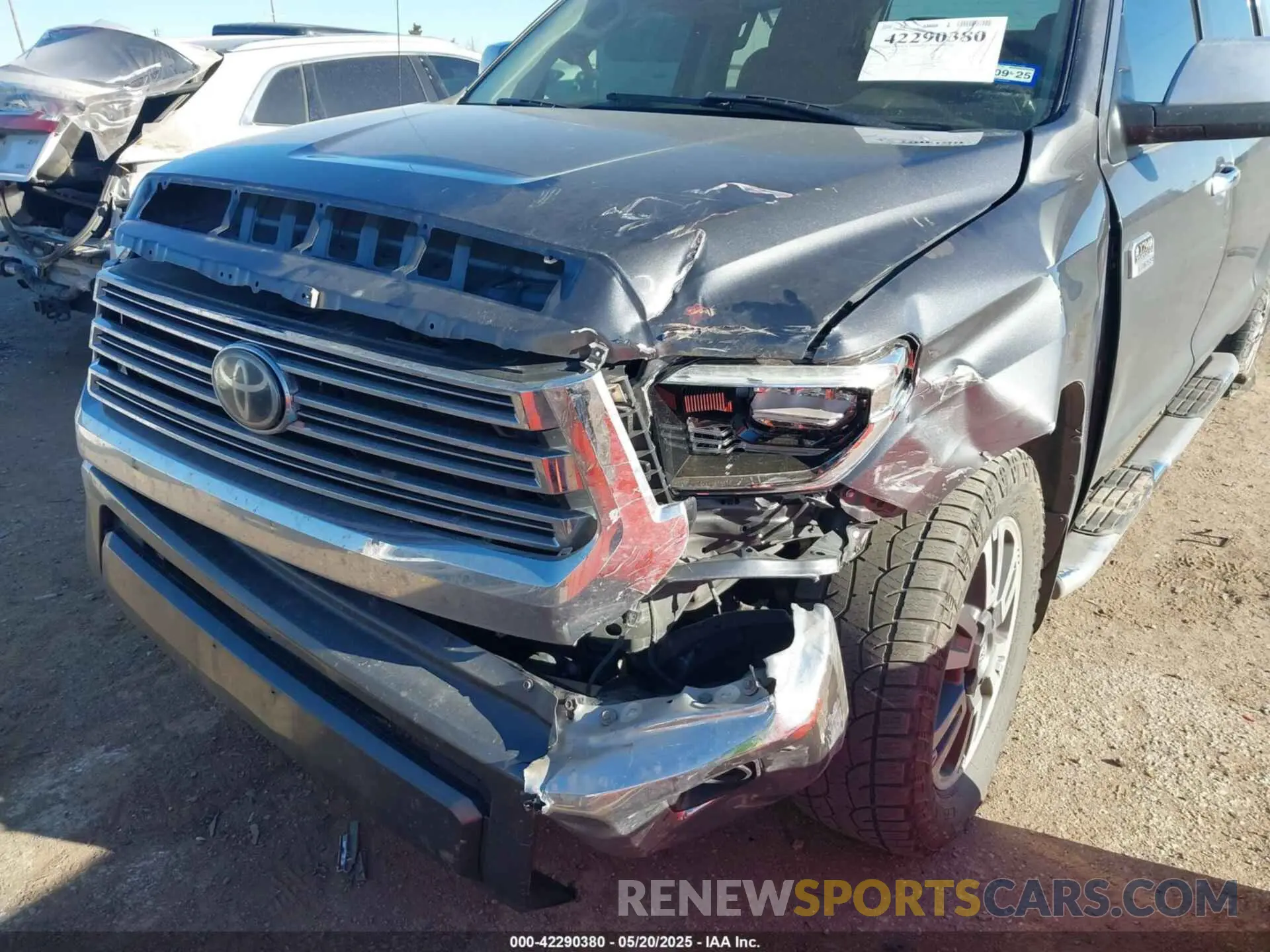 6 Photograph of a damaged car 5TFAY5F17KX791678 TOYOTA TUNDRA 2019