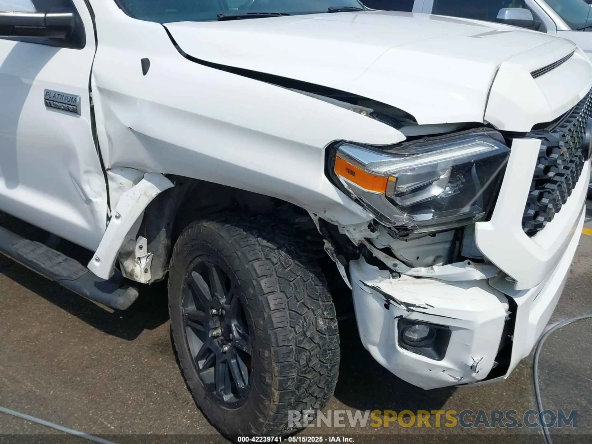 6 Photograph of a damaged car 5TFAY5F17KX869635 TOYOTA TUNDRA 2019