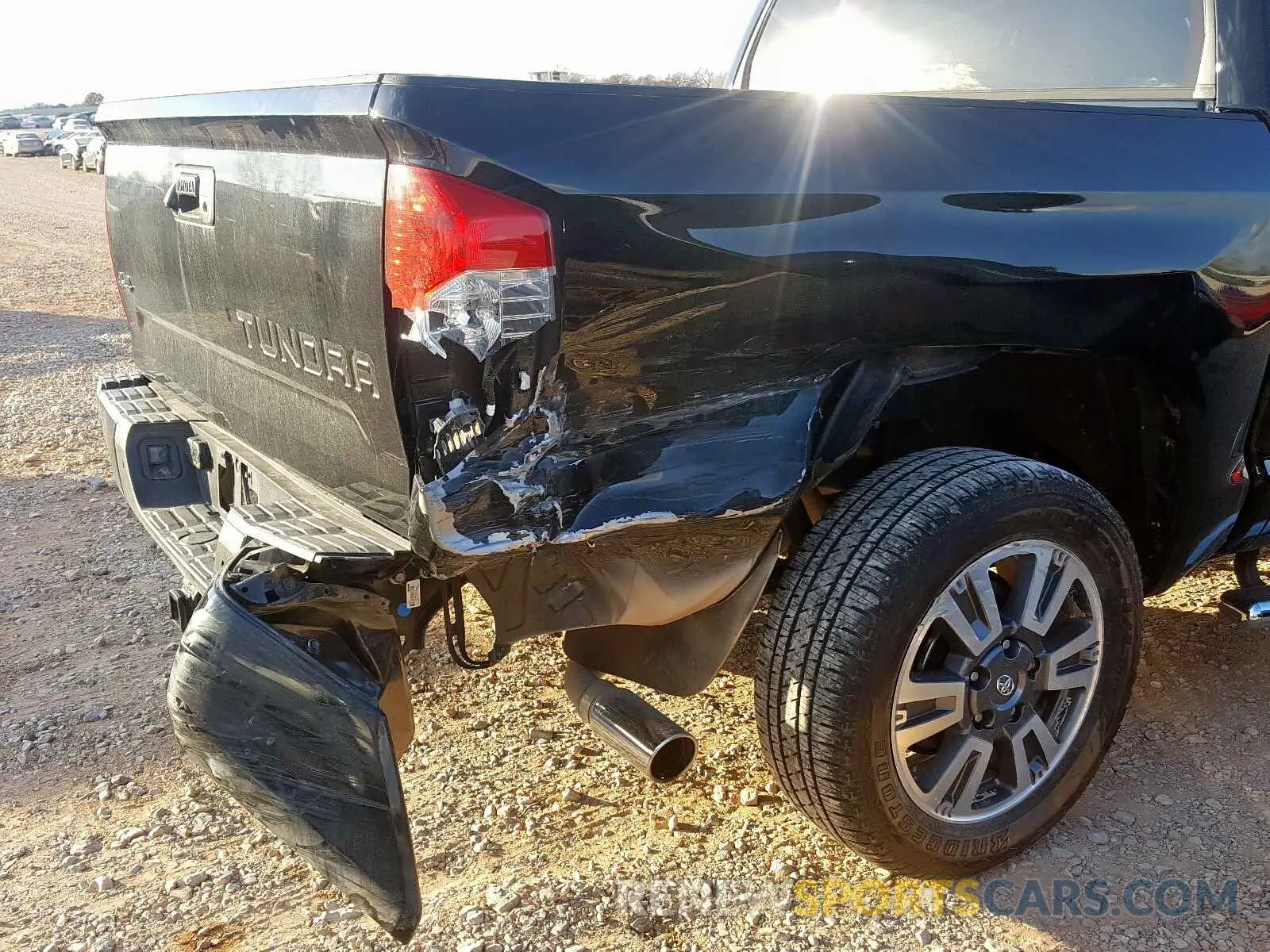 9 Photograph of a damaged car 5TFAY5F18KX789826 TOYOTA TUNDRA 2019