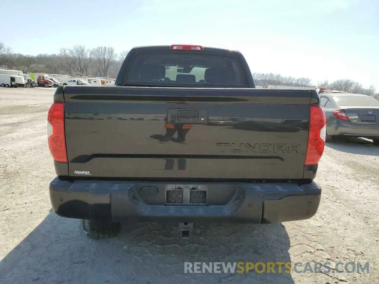 6 Photograph of a damaged car 5TFAY5F18KX805829 TOYOTA TUNDRA 2019