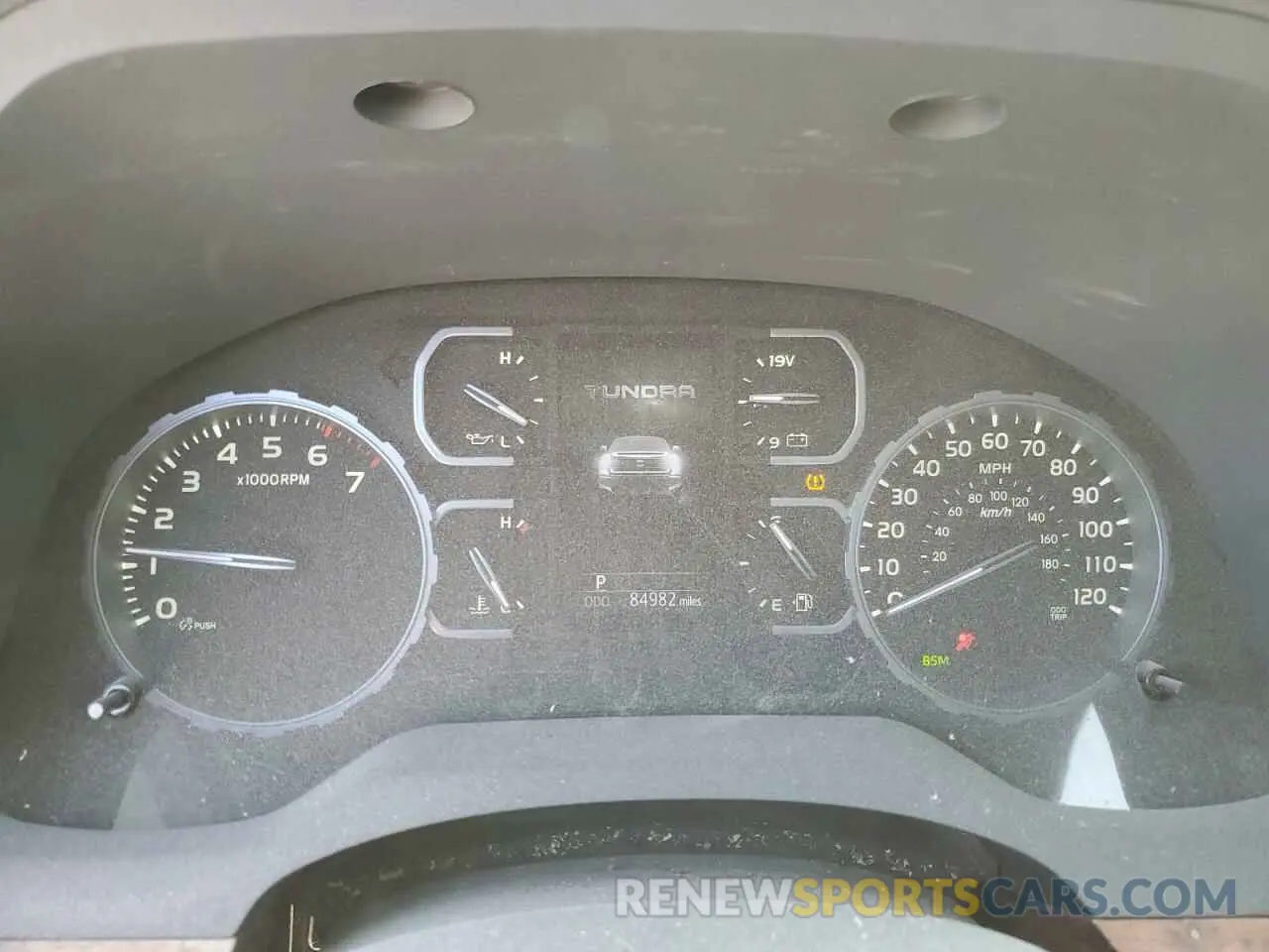 9 Photograph of a damaged car 5TFAY5F18KX805829 TOYOTA TUNDRA 2019
