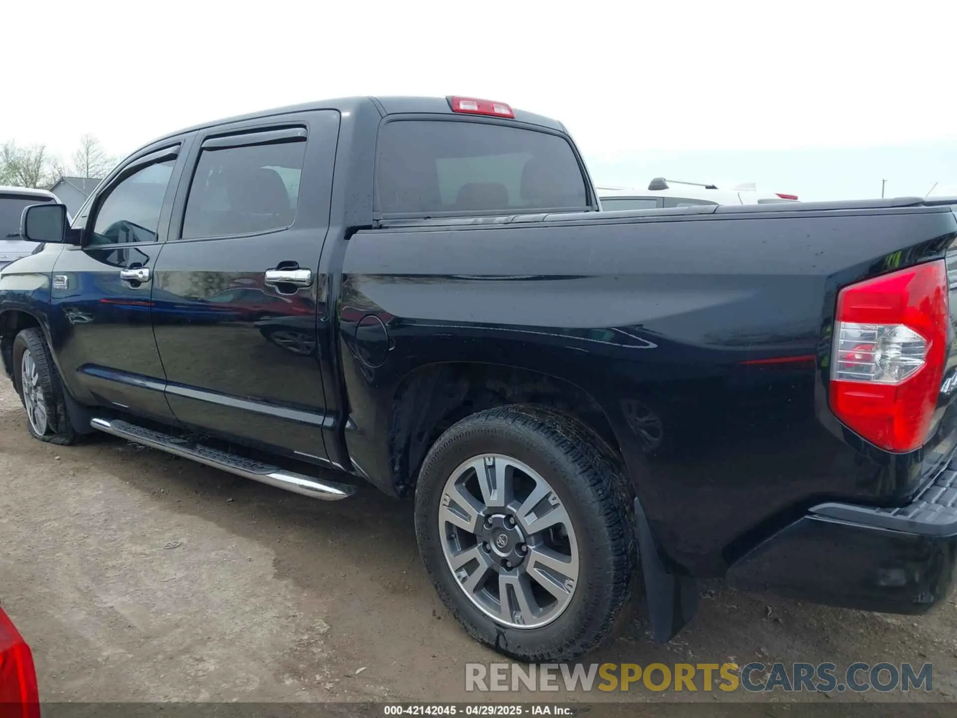 14 Фотография поврежденного автомобиля 5TFAY5F19KX808531 TOYOTA TUNDRA 2019