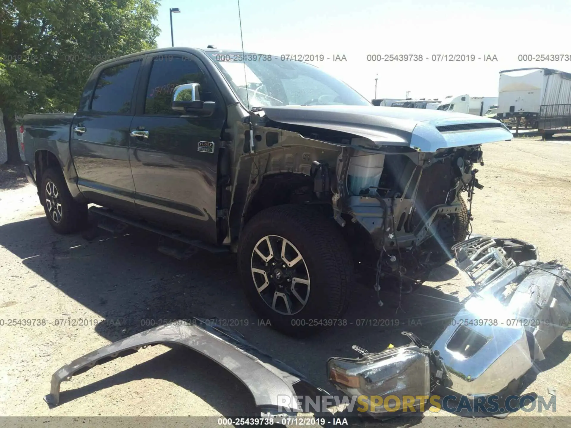 1 Photograph of a damaged car 5TFAY5F1XKX814435 TOYOTA TUNDRA 2019