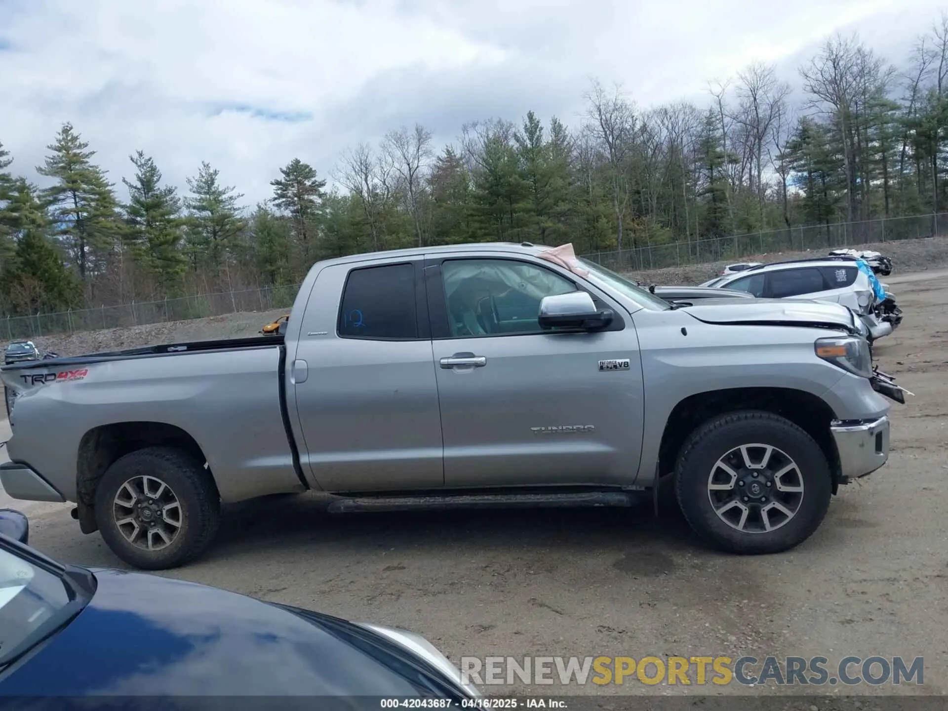 14 Photograph of a damaged car 5TFBY5F13KX799779 TOYOTA TUNDRA 2019