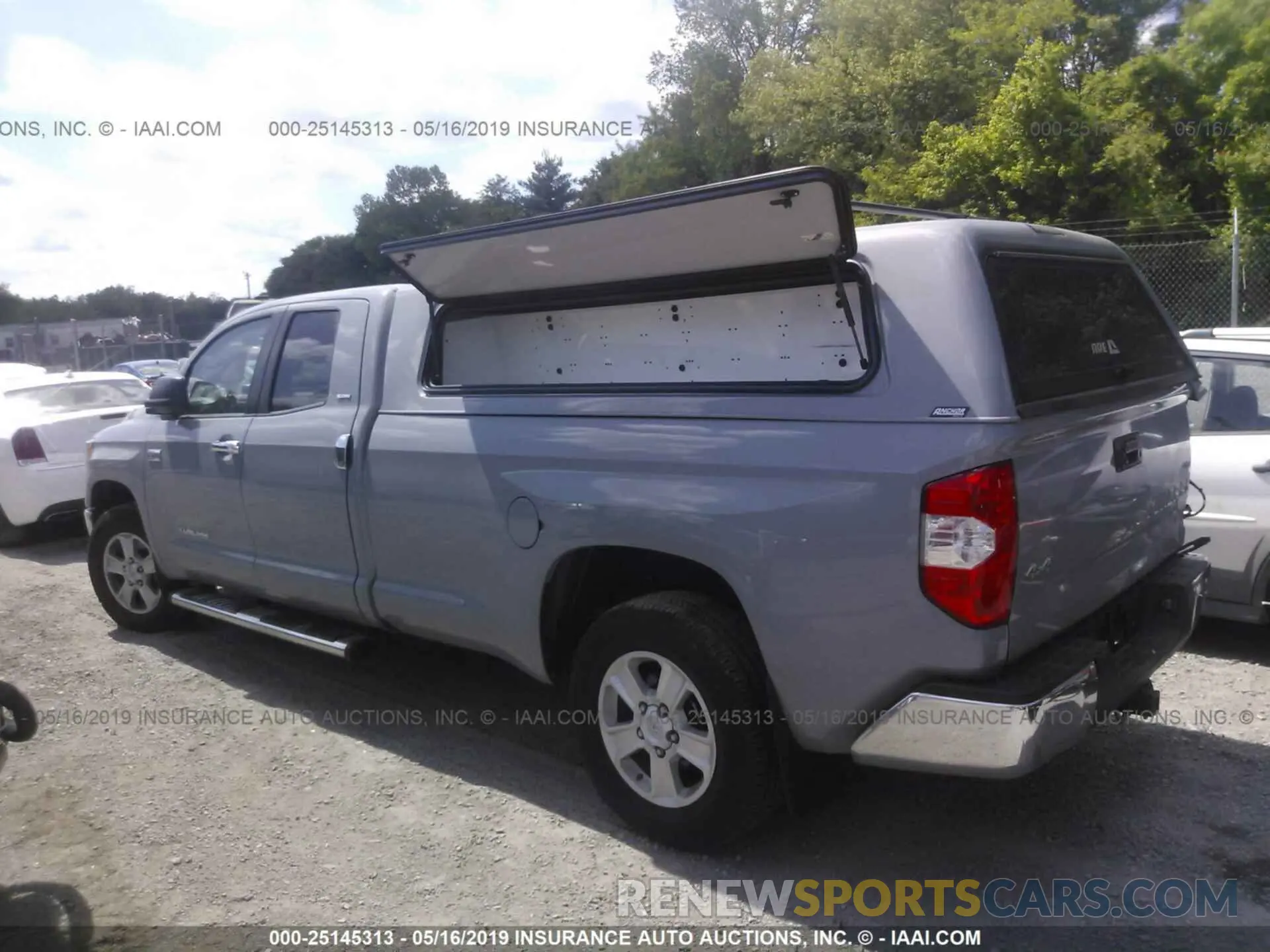 3 Photograph of a damaged car 5TFCY5F19KX024598 TOYOTA TUNDRA 2019