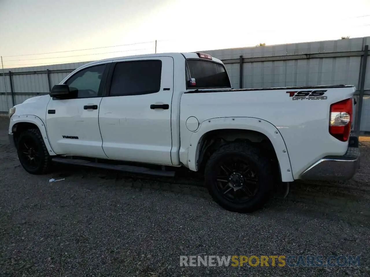 2 Фотография поврежденного автомобиля 5TFDW5F10KX781206 TOYOTA TUNDRA 2019
