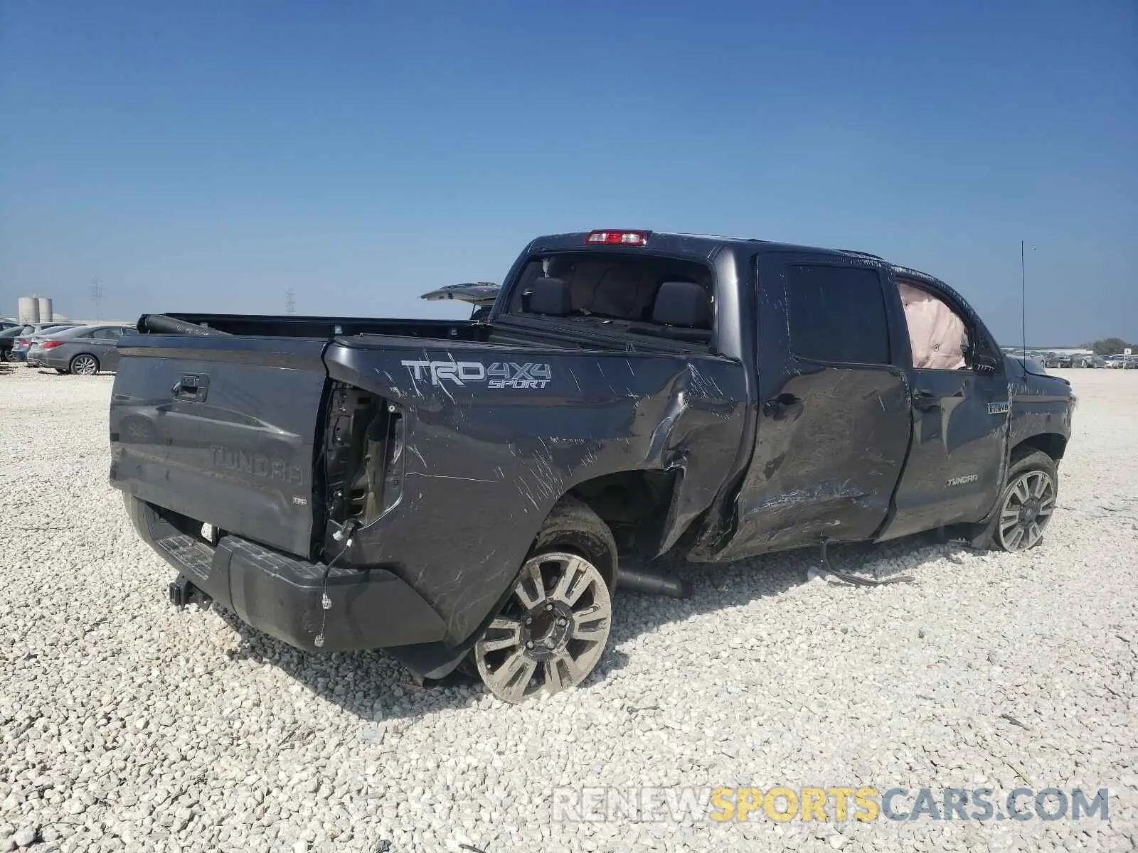 4 Photograph of a damaged car 5TFDW5F10KX798443 TOYOTA TUNDRA 2019