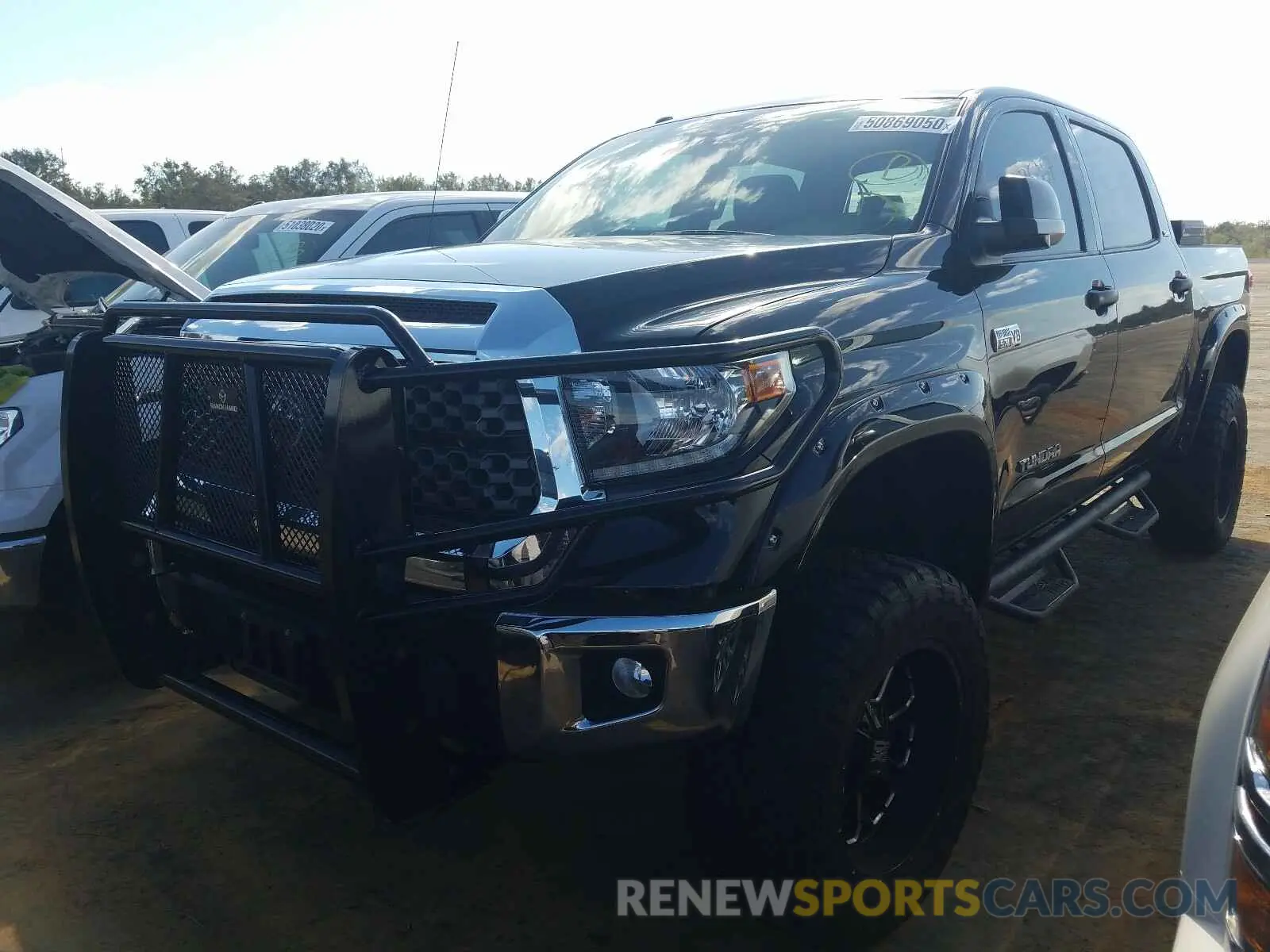 2 Photograph of a damaged car 5TFDW5F12KX811631 TOYOTA TUNDRA 2019