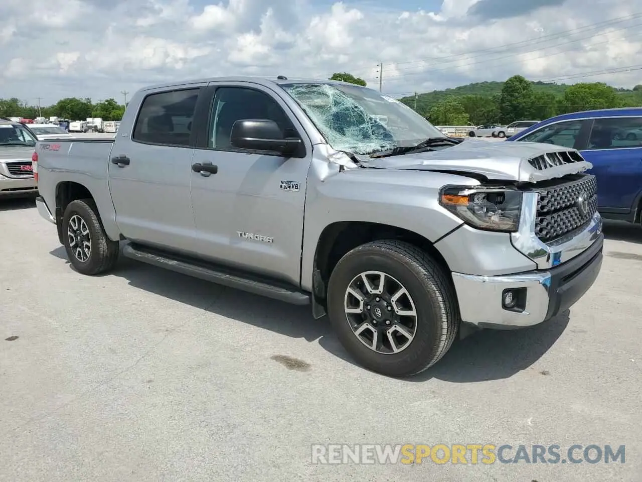 4 Фотография поврежденного автомобиля 5TFDW5F12KX847402 TOYOTA TUNDRA 2019