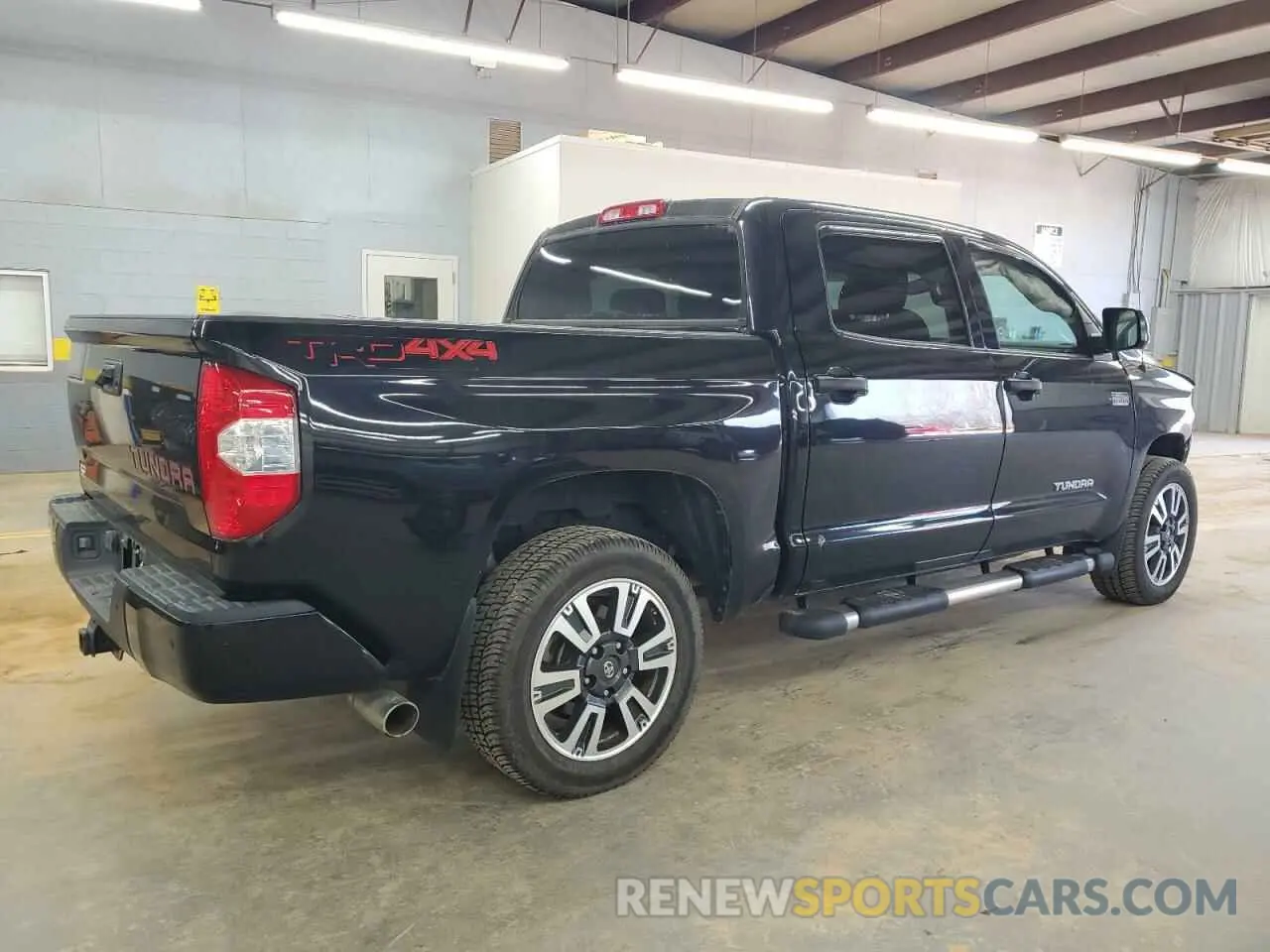 3 Photograph of a damaged car 5TFDW5F13KX780292 TOYOTA TUNDRA 2019