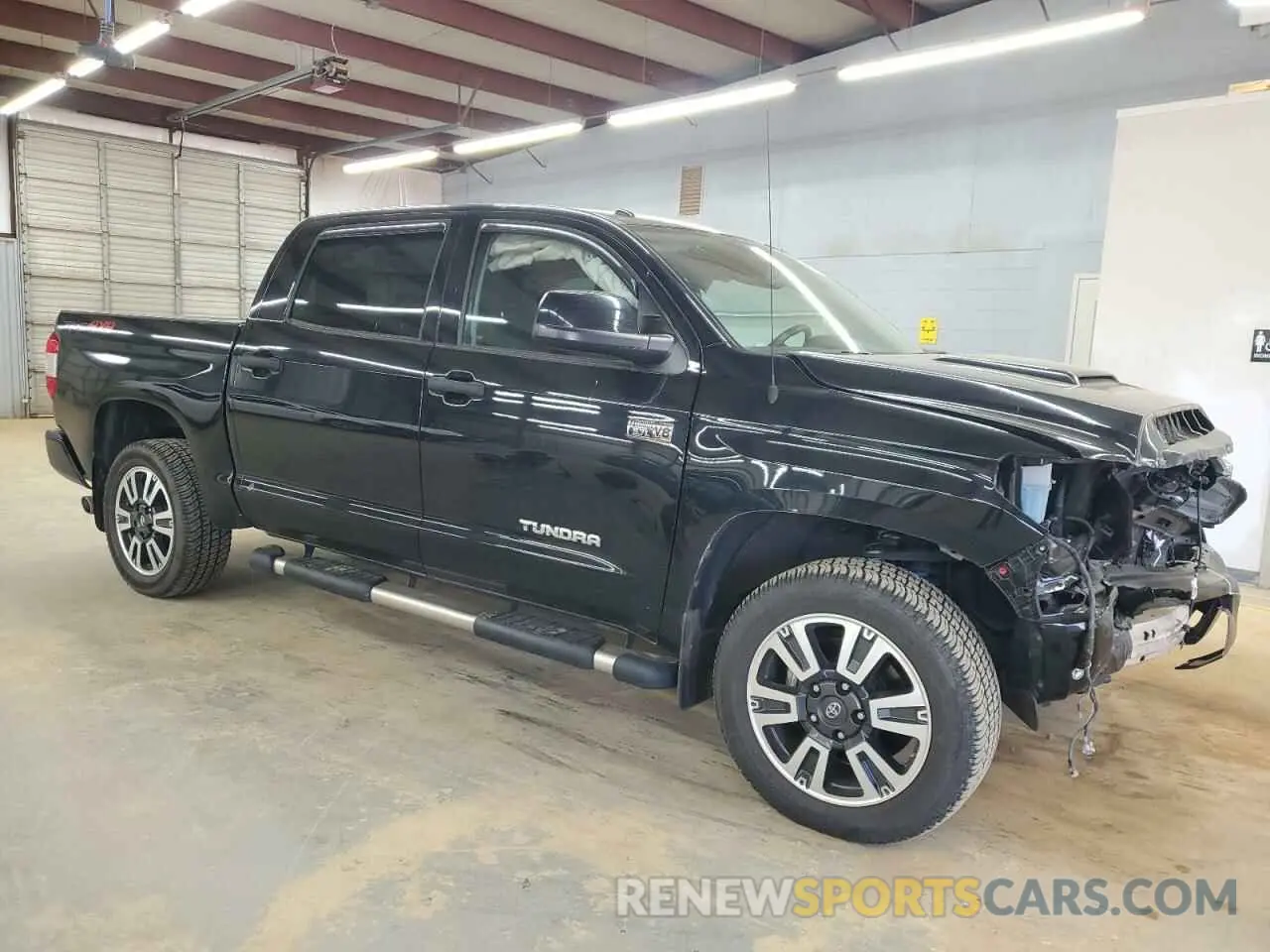 4 Photograph of a damaged car 5TFDW5F13KX780292 TOYOTA TUNDRA 2019