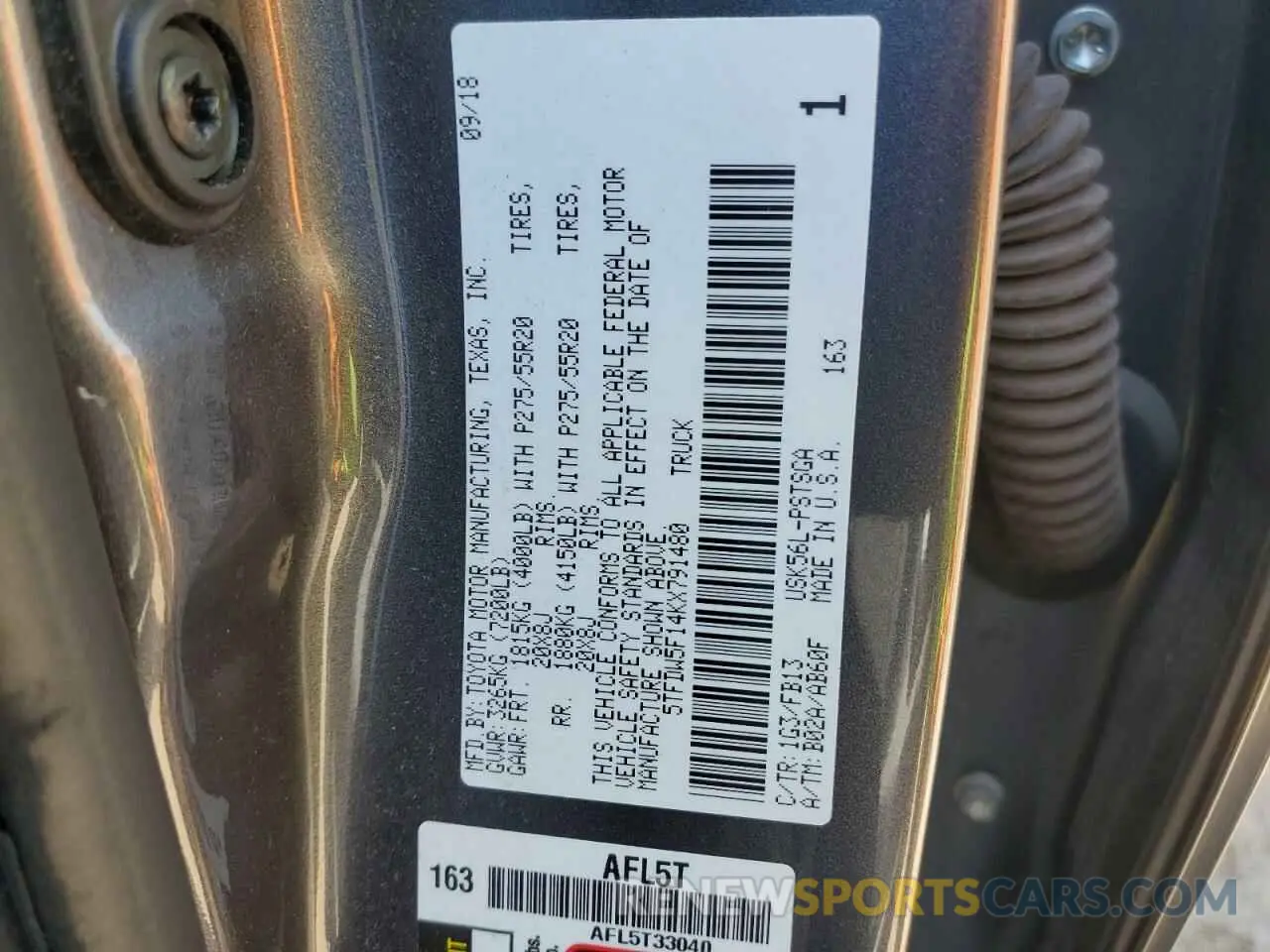 12 Фотография поврежденного автомобиля 5TFDW5F14KX791480 TOYOTA TUNDRA 2019