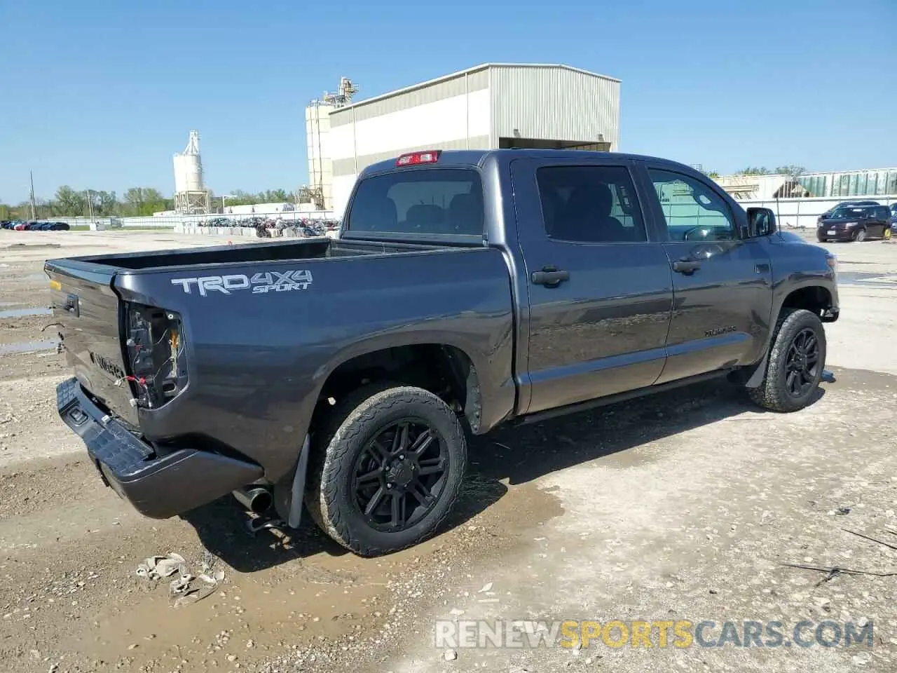 3 Фотография поврежденного автомобиля 5TFDW5F14KX791480 TOYOTA TUNDRA 2019
