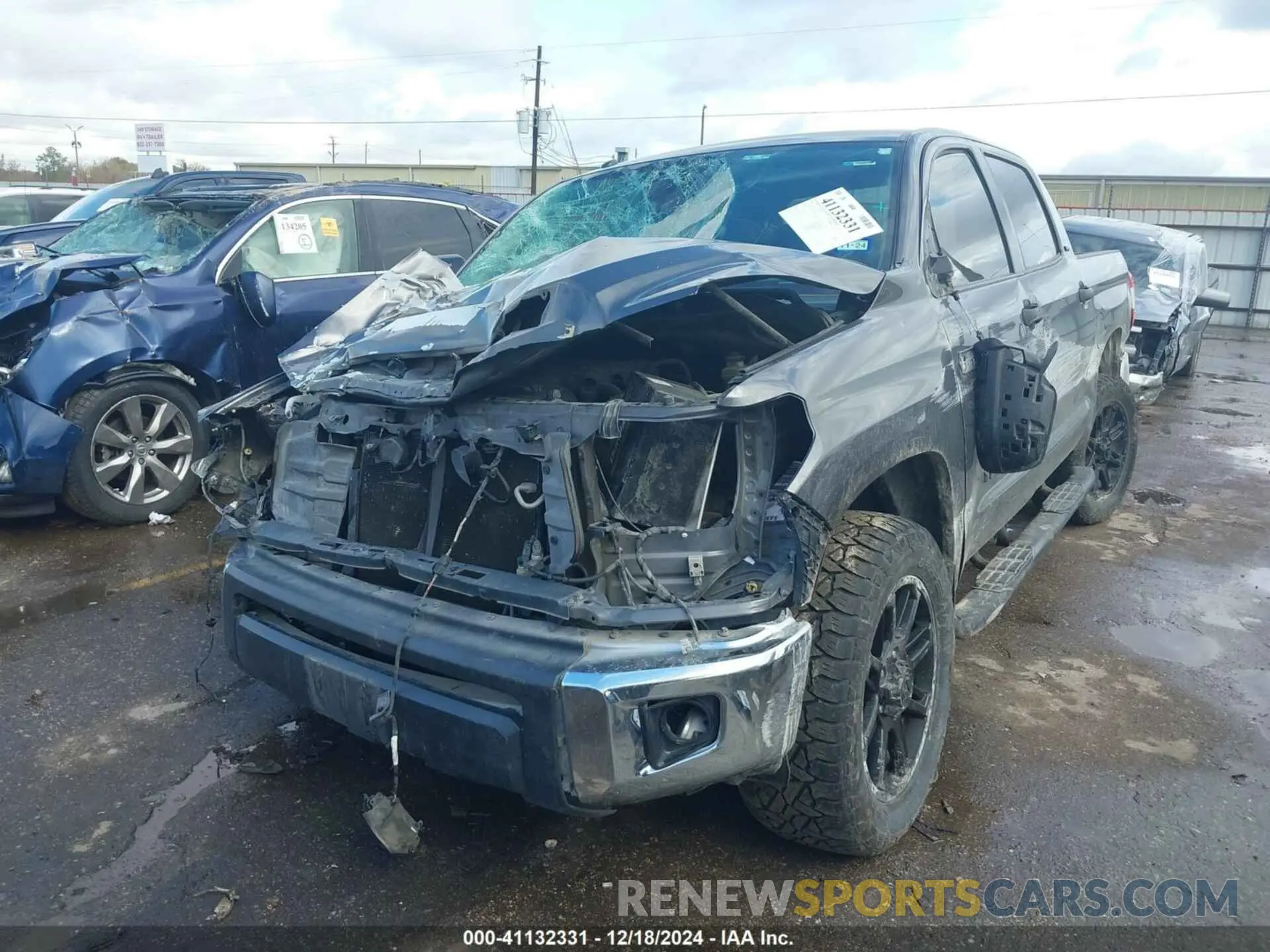 2 Photograph of a damaged car 5TFDW5F15KX809159 TOYOTA TUNDRA 2019