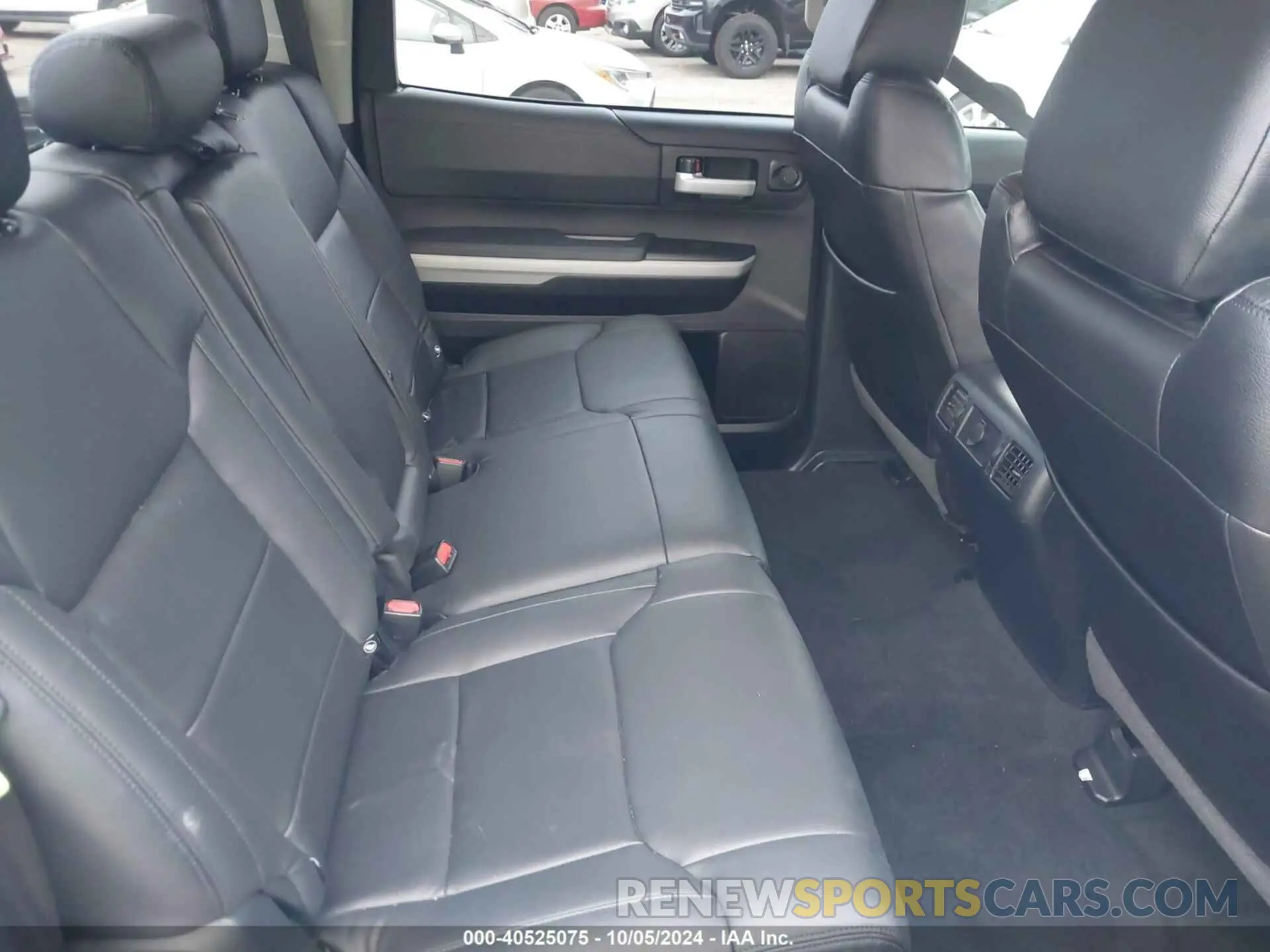 8 Photograph of a damaged car 5TFDW5F19KX807978 TOYOTA TUNDRA 2019