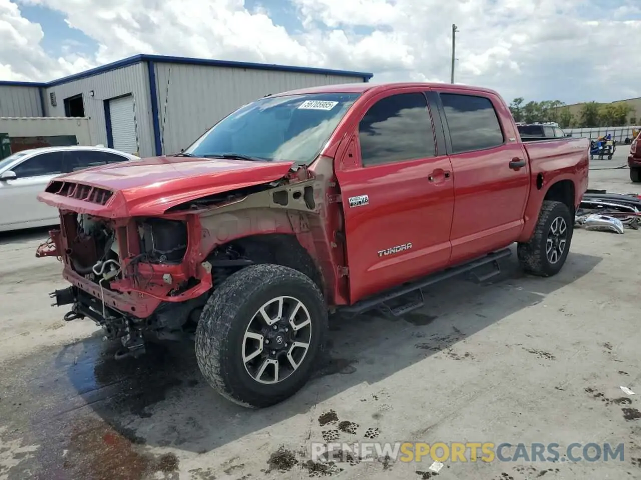 1 Photograph of a damaged car 5TFDW5F19KX854542 TOYOTA TUNDRA 2019