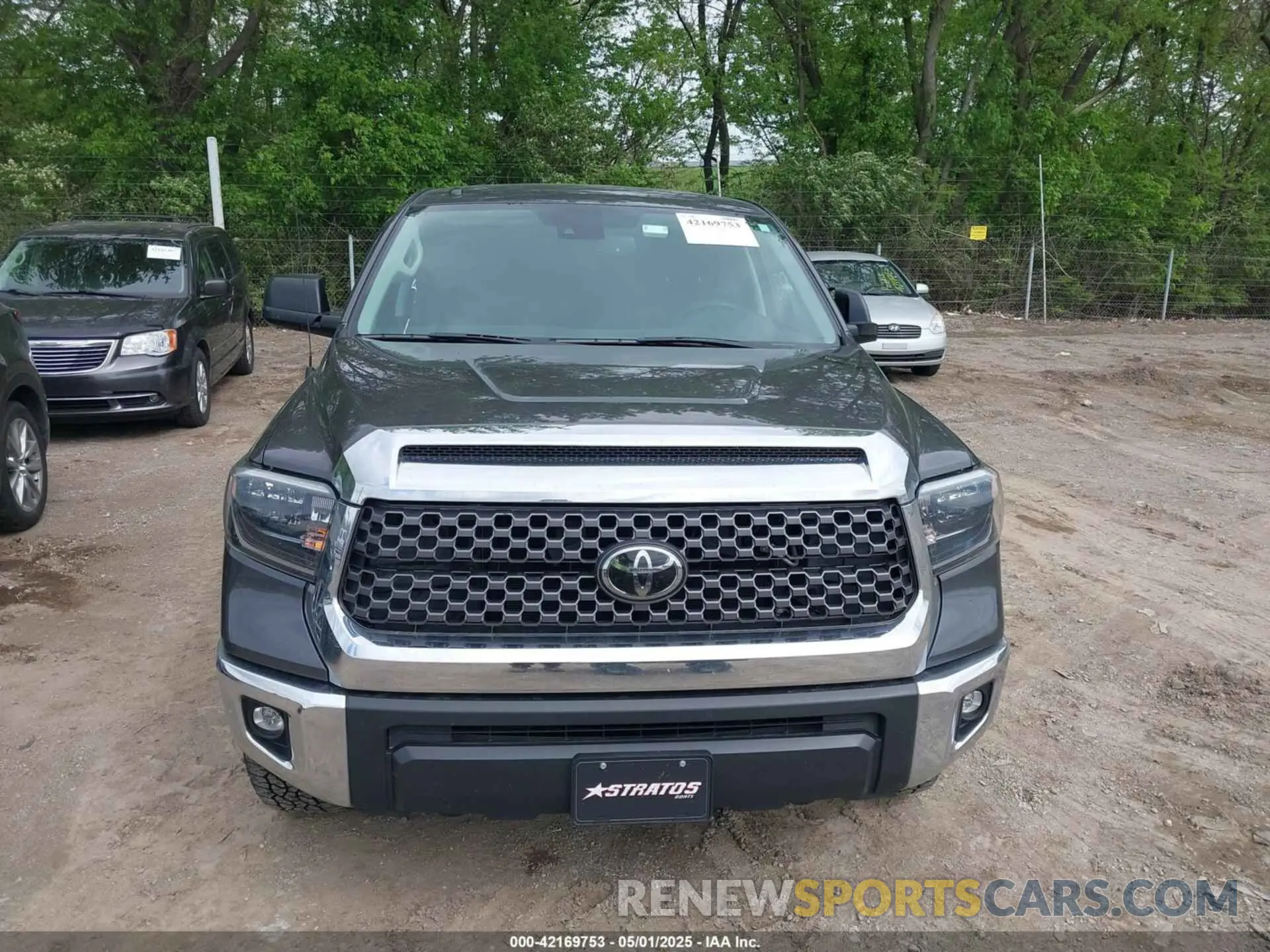 12 Photograph of a damaged car 5TFDW5F1XKX799650 TOYOTA TUNDRA 2019