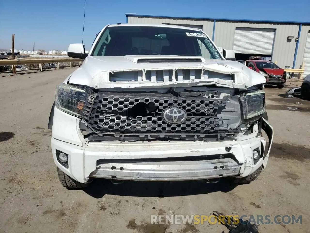 5 Photograph of a damaged car 5TFDY5F11KX853816 TOYOTA TUNDRA 2019