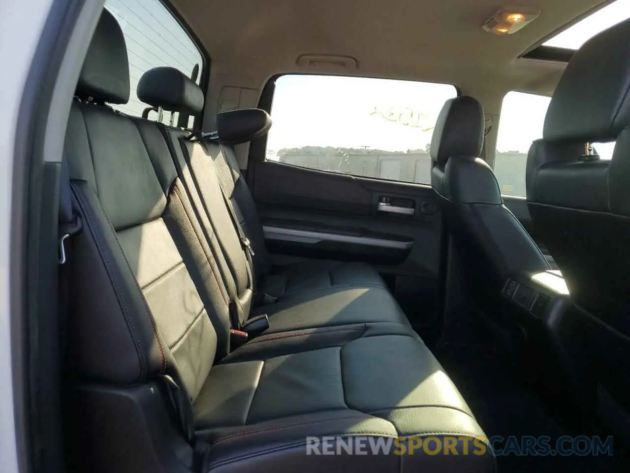 6 Photograph of a damaged car 5TFDY5F11KX869627 TOYOTA TUNDRA 2019