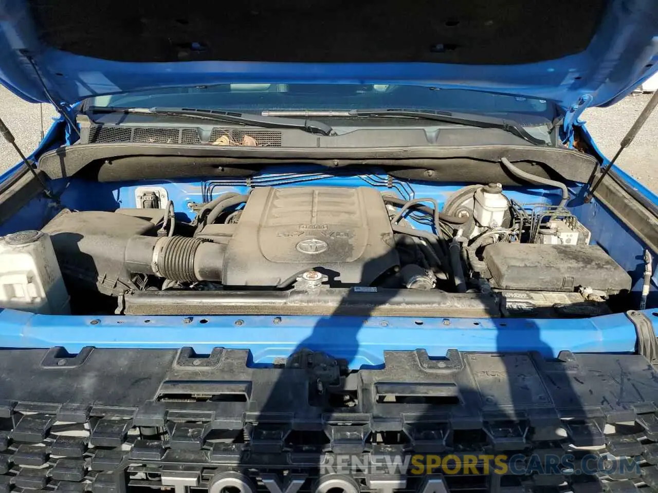 11 Photograph of a damaged car 5TFDY5F13KX817710 TOYOTA TUNDRA 2019