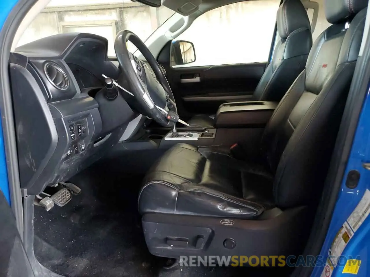 7 Photograph of a damaged car 5TFDY5F14KX815206 TOYOTA TUNDRA 2019
