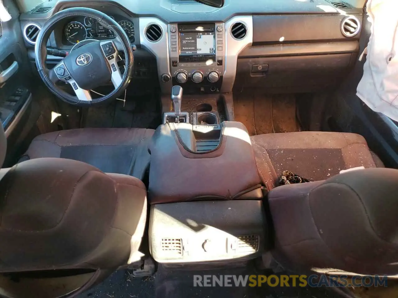 8 Photograph of a damaged car 5TFDY5F14KX830028 TOYOTA TUNDRA 2019