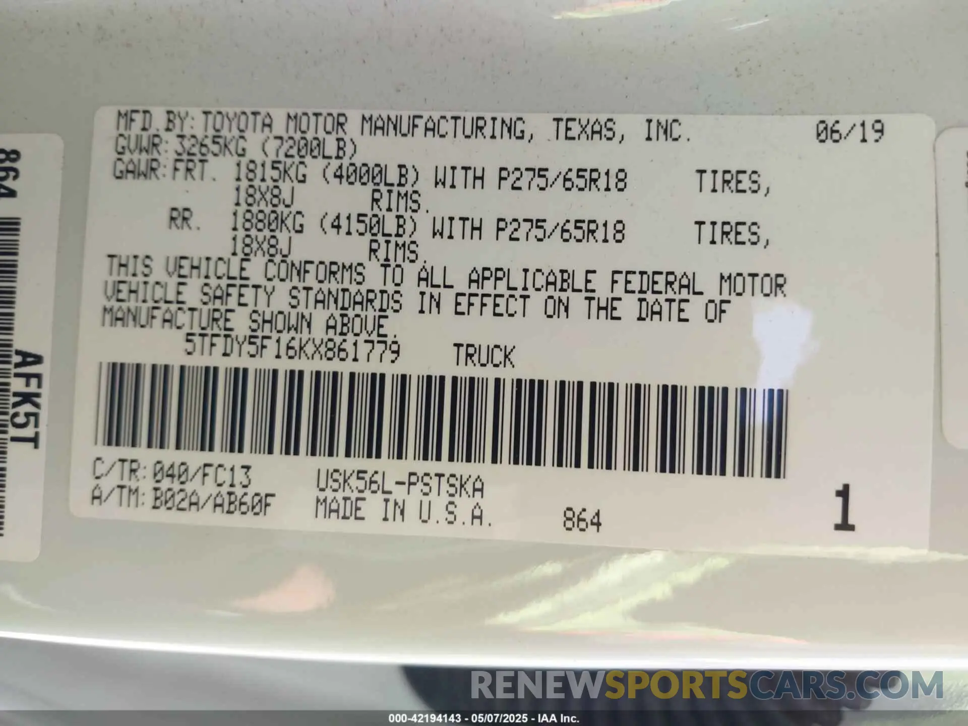 9 Photograph of a damaged car 5TFDY5F16KX861779 TOYOTA TUNDRA 2019