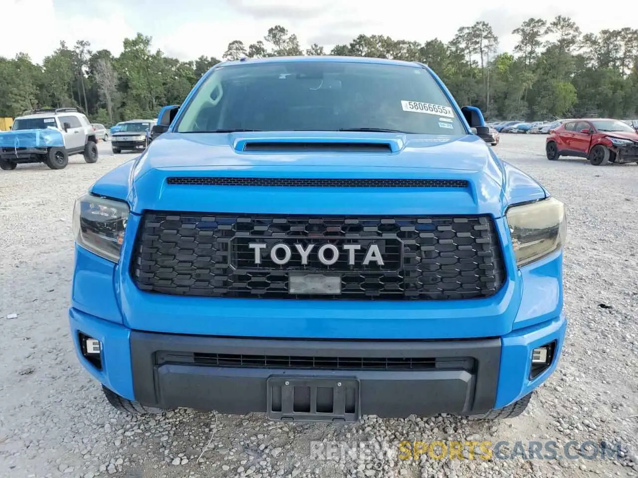 5 Photograph of a damaged car 5TFDY5F17KX825454 TOYOTA TUNDRA 2019