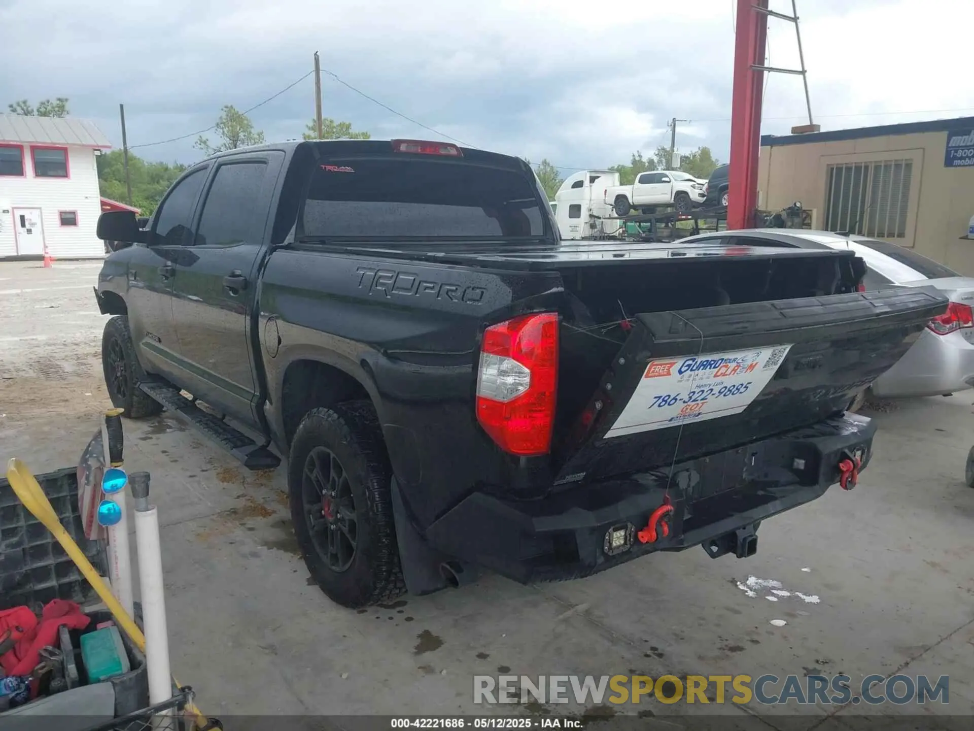 3 Photograph of a damaged car 5TFDY5F19KX833684 TOYOTA TUNDRA 2019