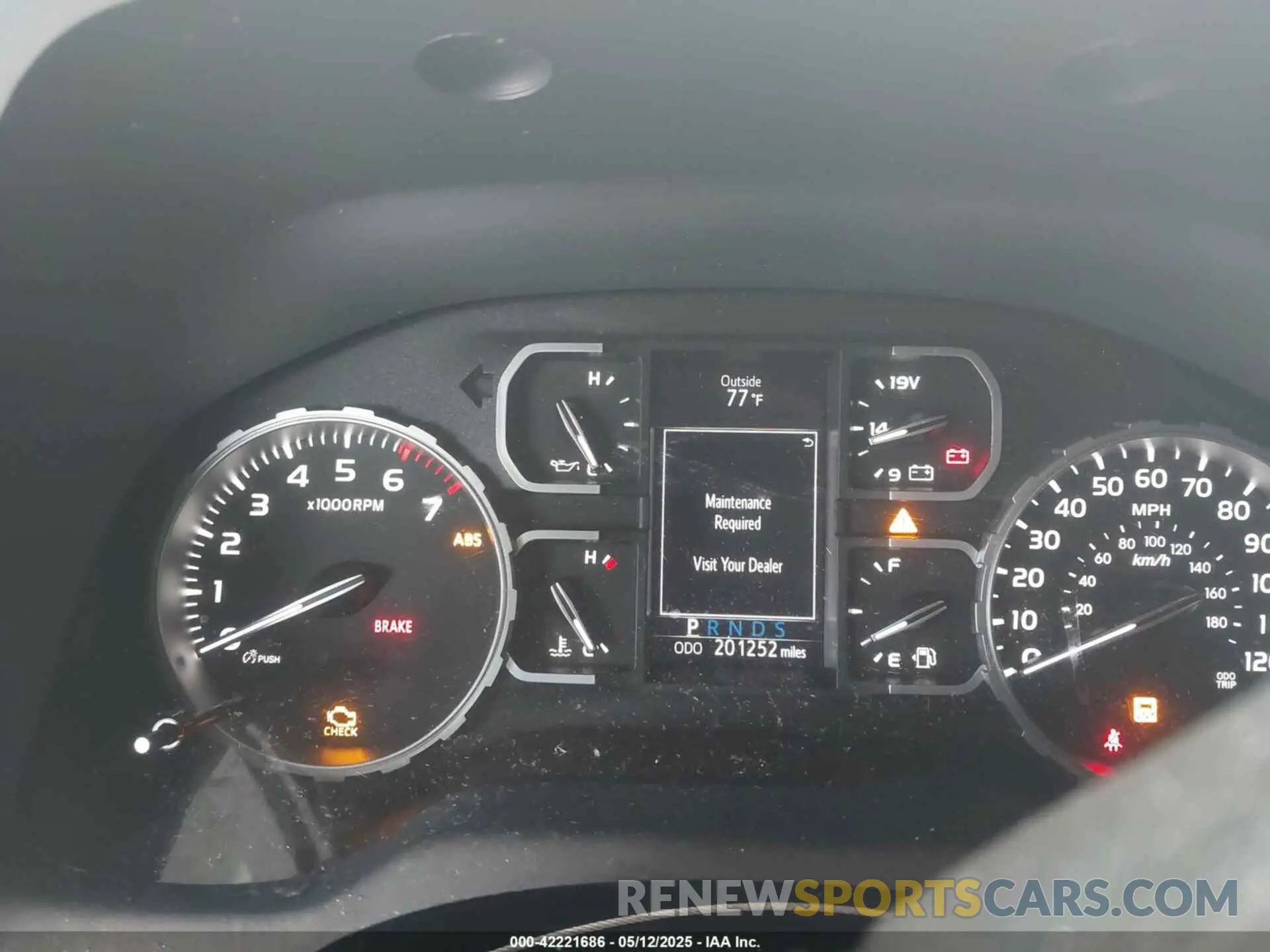 7 Photograph of a damaged car 5TFDY5F19KX833684 TOYOTA TUNDRA 2019