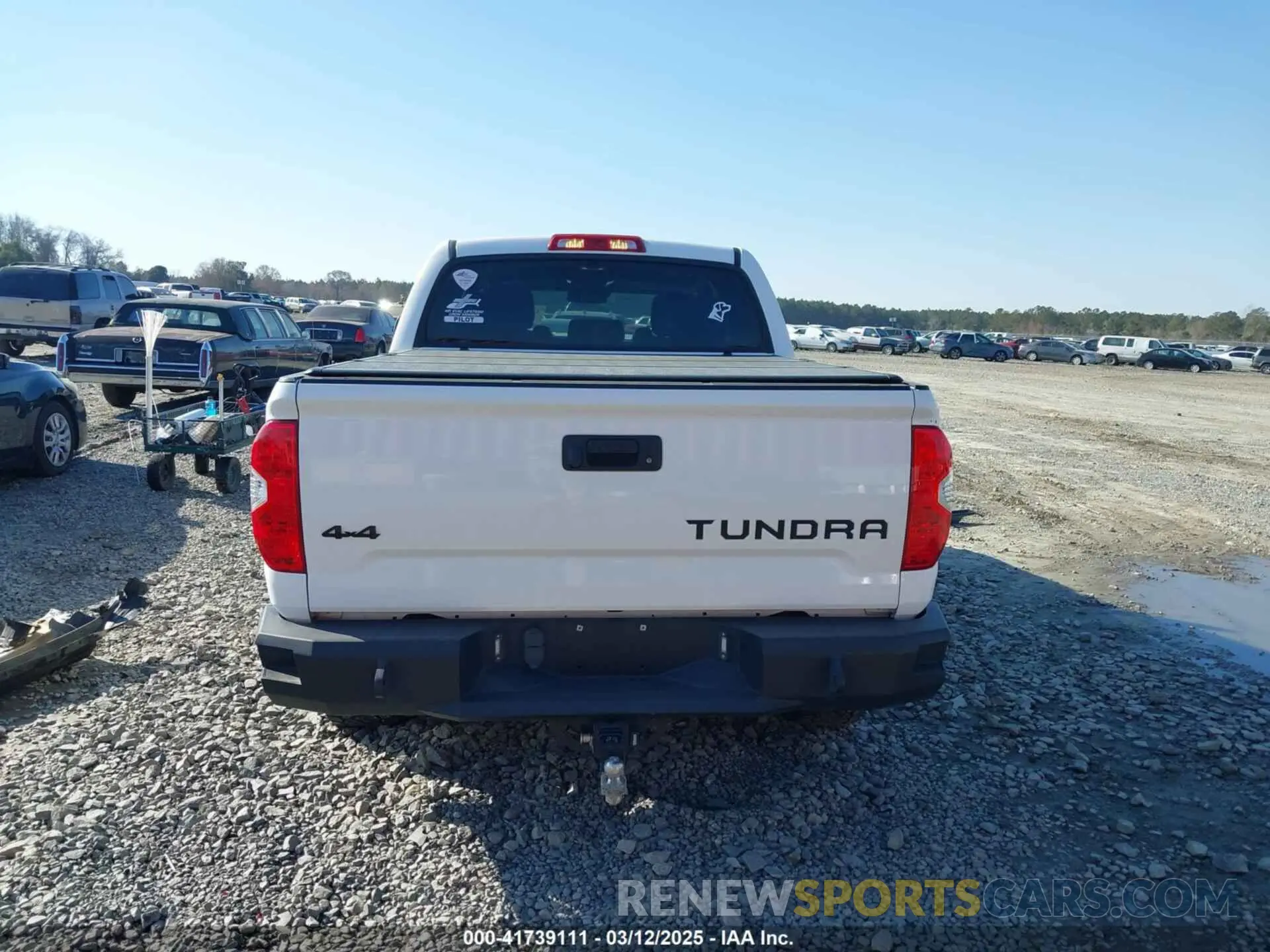 16 Photograph of a damaged car 5TFDY5F19KX851750 TOYOTA TUNDRA 2019