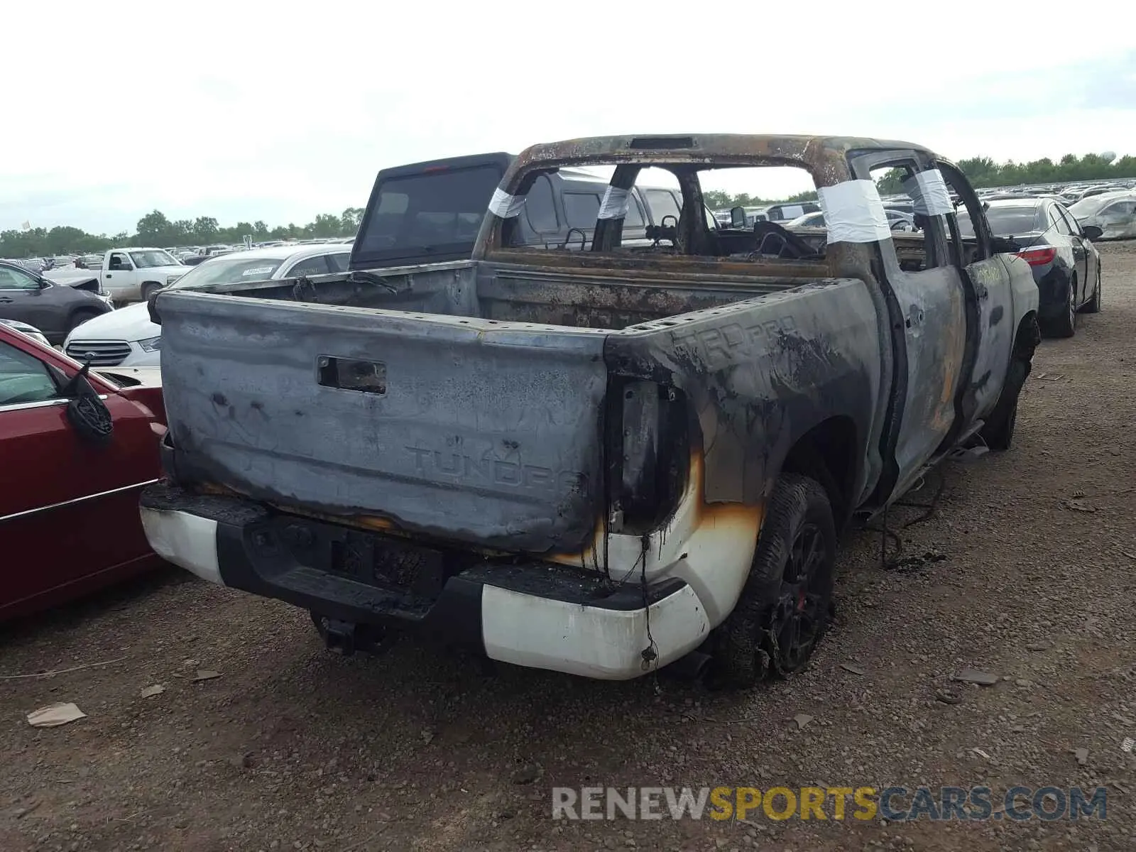 4 Photograph of a damaged car 5TFDY5F1XKX806770 TOYOTA TUNDRA 2019