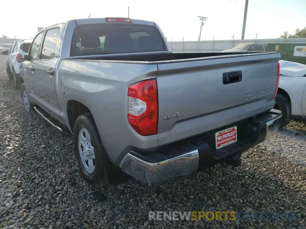 3 Photograph of a damaged car 5TFDY5F1XKX812908 TOYOTA TUNDRA 2019
