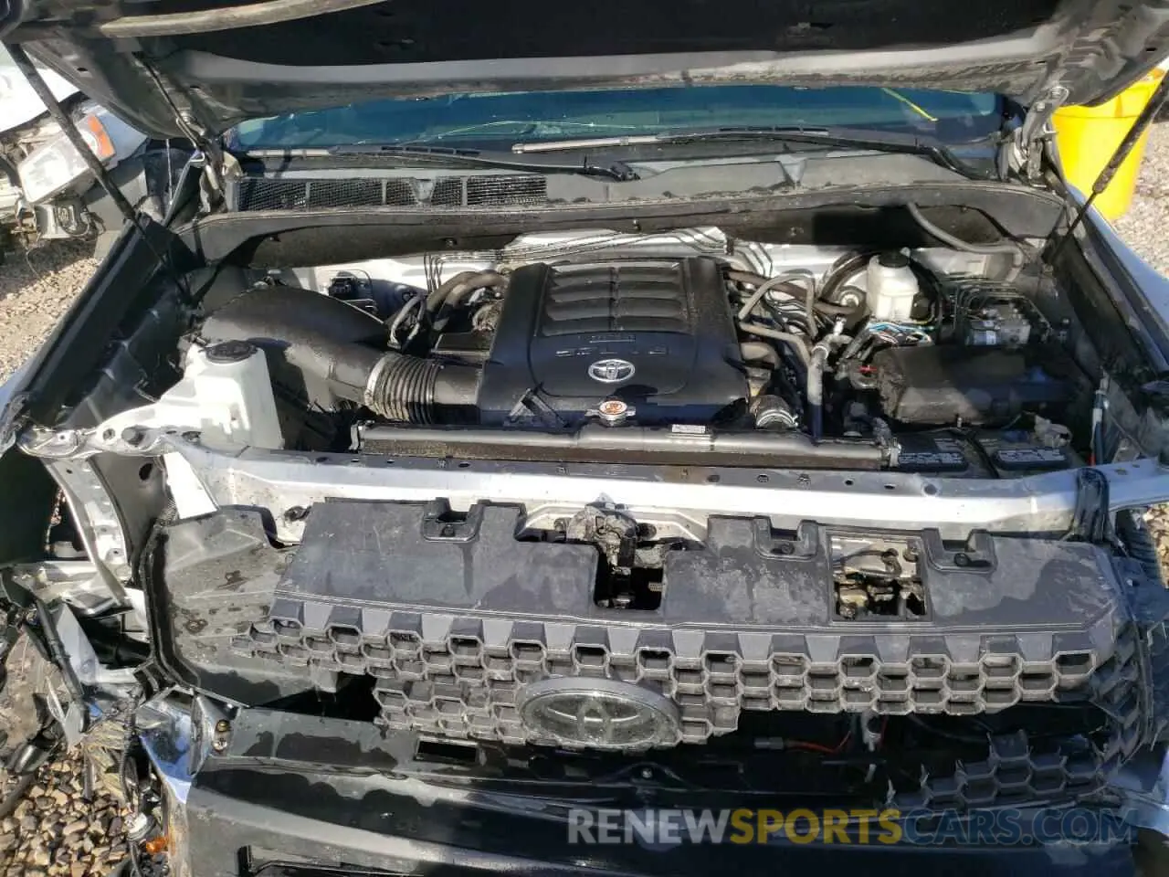 7 Photograph of a damaged car 5TFDY5F1XKX812908 TOYOTA TUNDRA 2019