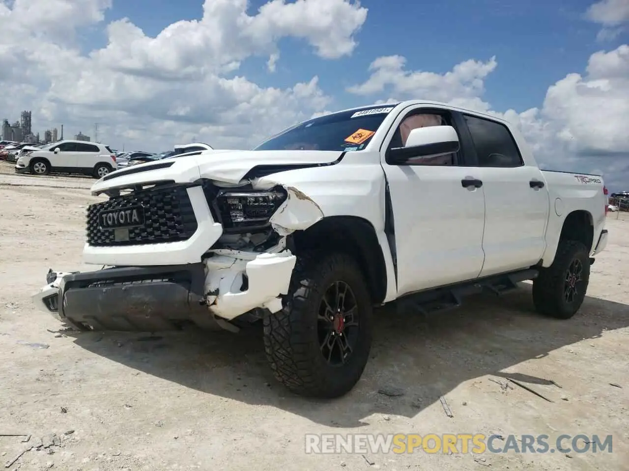 2 Photograph of a damaged car 5TFDY5F1XKX816554 TOYOTA TUNDRA 2019