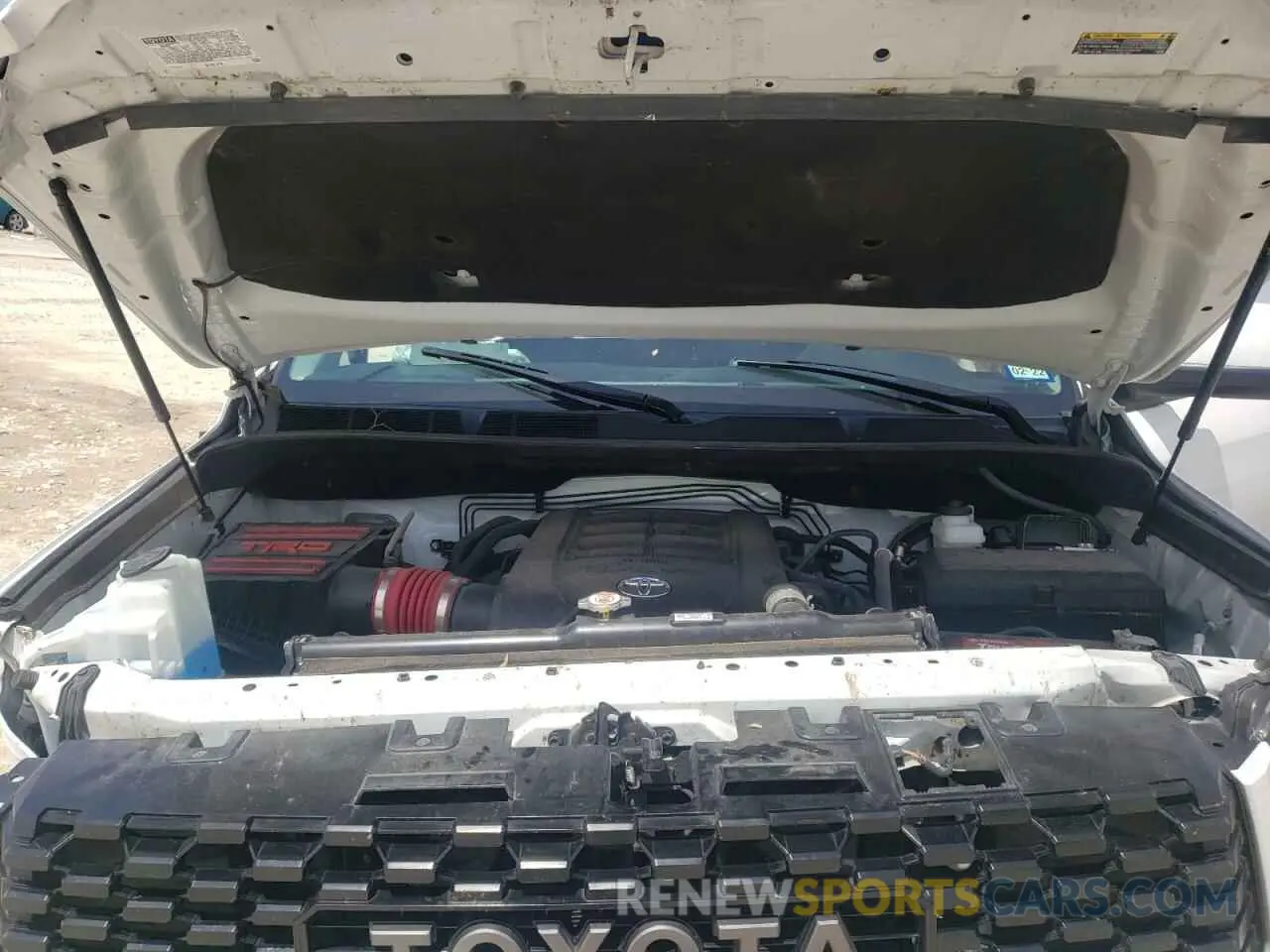 7 Photograph of a damaged car 5TFDY5F1XKX816554 TOYOTA TUNDRA 2019