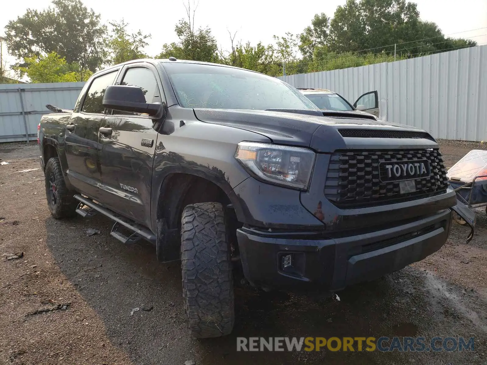 1 Photograph of a damaged car 5TFDY5F1XKX864152 TOYOTA TUNDRA 2019