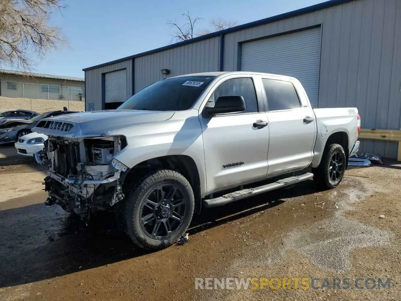 1 Photograph of a damaged car 5TFEM5F13KX142067 TOYOTA TUNDRA 2019