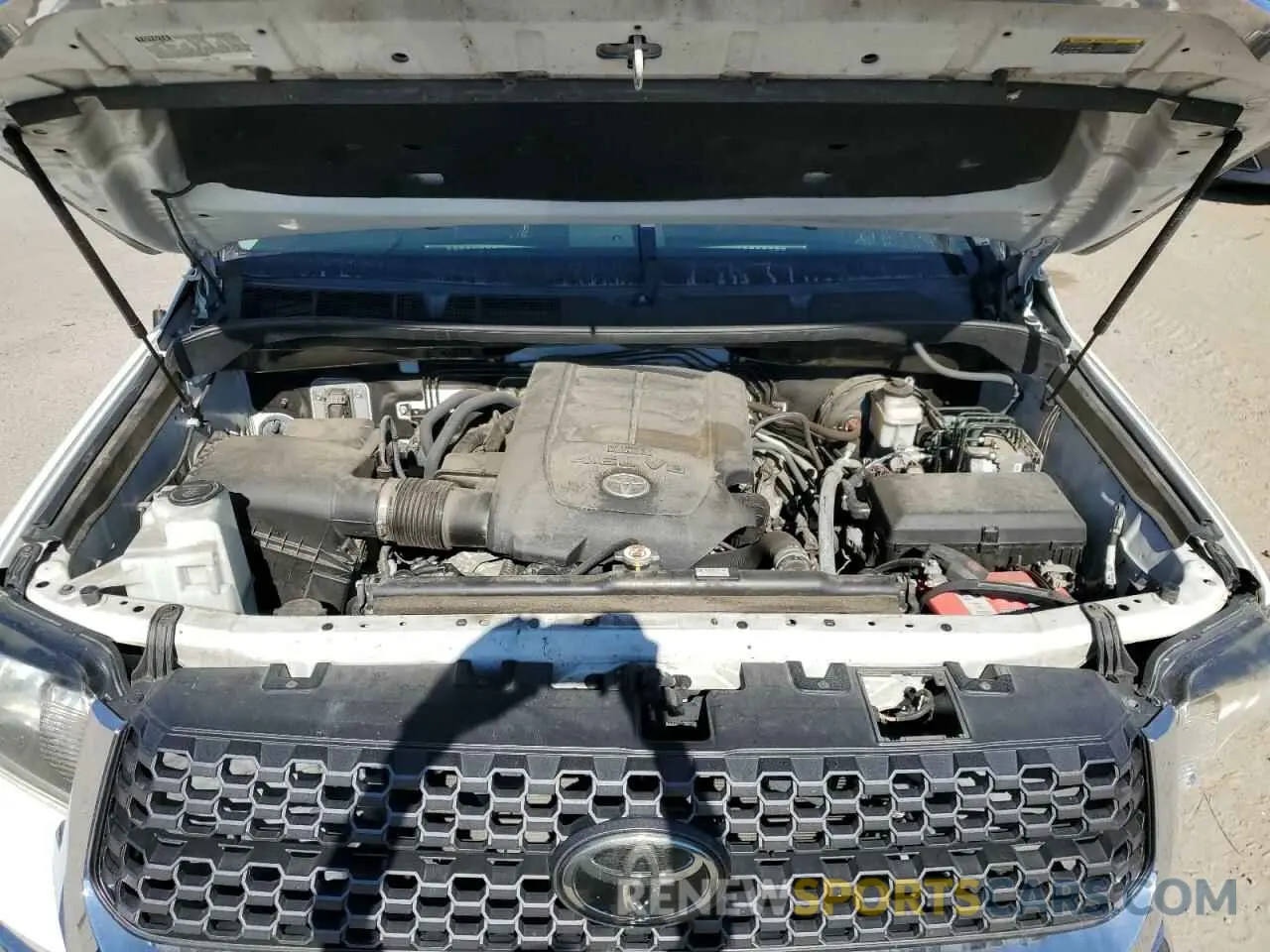 11 Photograph of a damaged car 5TFEM5F14KX141090 TOYOTA TUNDRA 2019