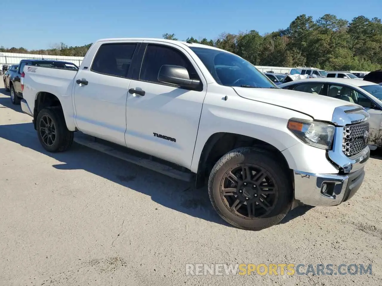 4 Photograph of a damaged car 5TFEM5F14KX141090 TOYOTA TUNDRA 2019