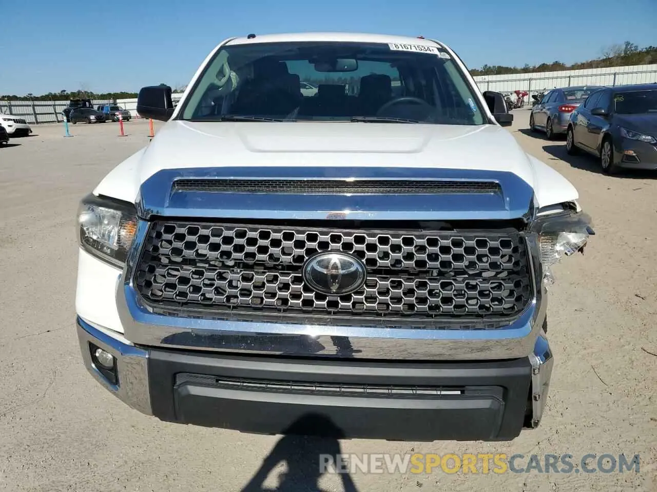 5 Photograph of a damaged car 5TFEM5F14KX141090 TOYOTA TUNDRA 2019