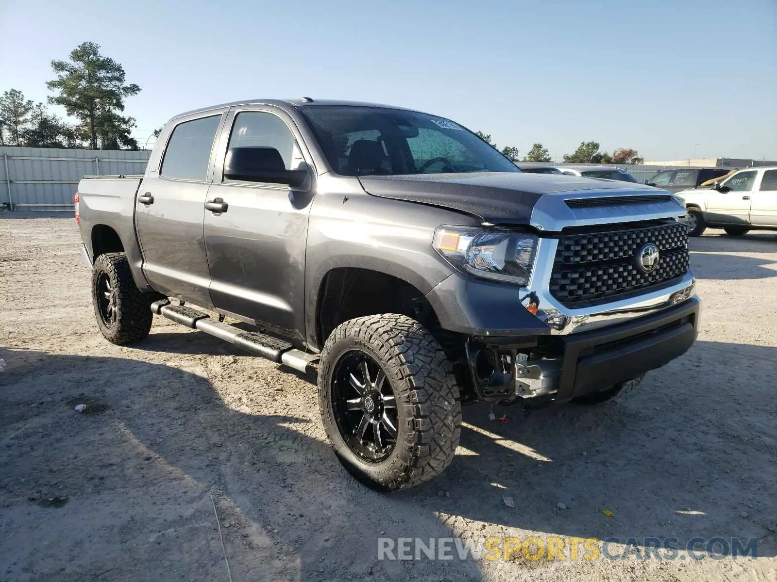 1 Photograph of a damaged car 5TFEM5F15KX144516 TOYOTA TUNDRA 2019