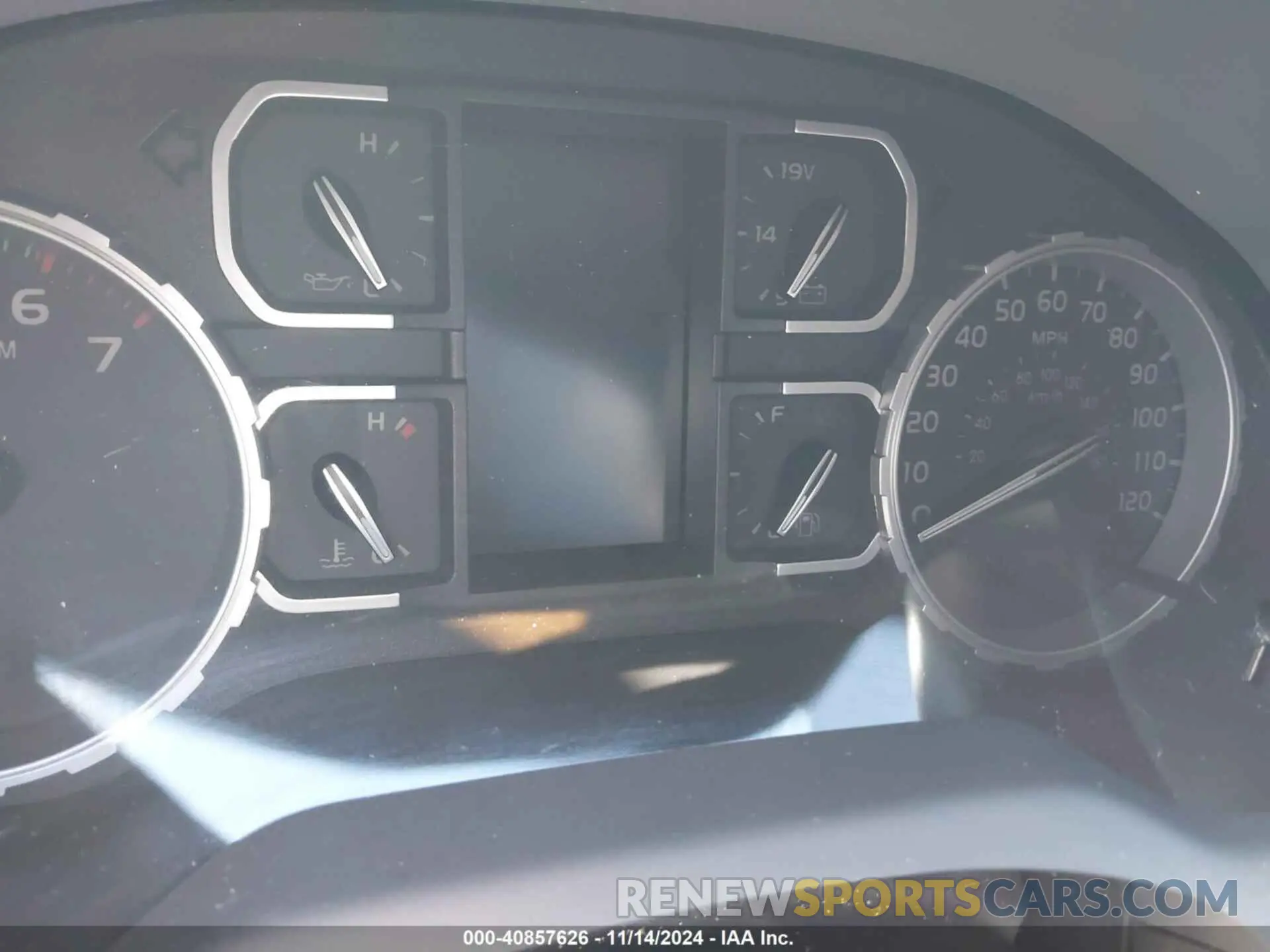 15 Photograph of a damaged car 5TFEY5F10KX251624 TOYOTA TUNDRA 2019