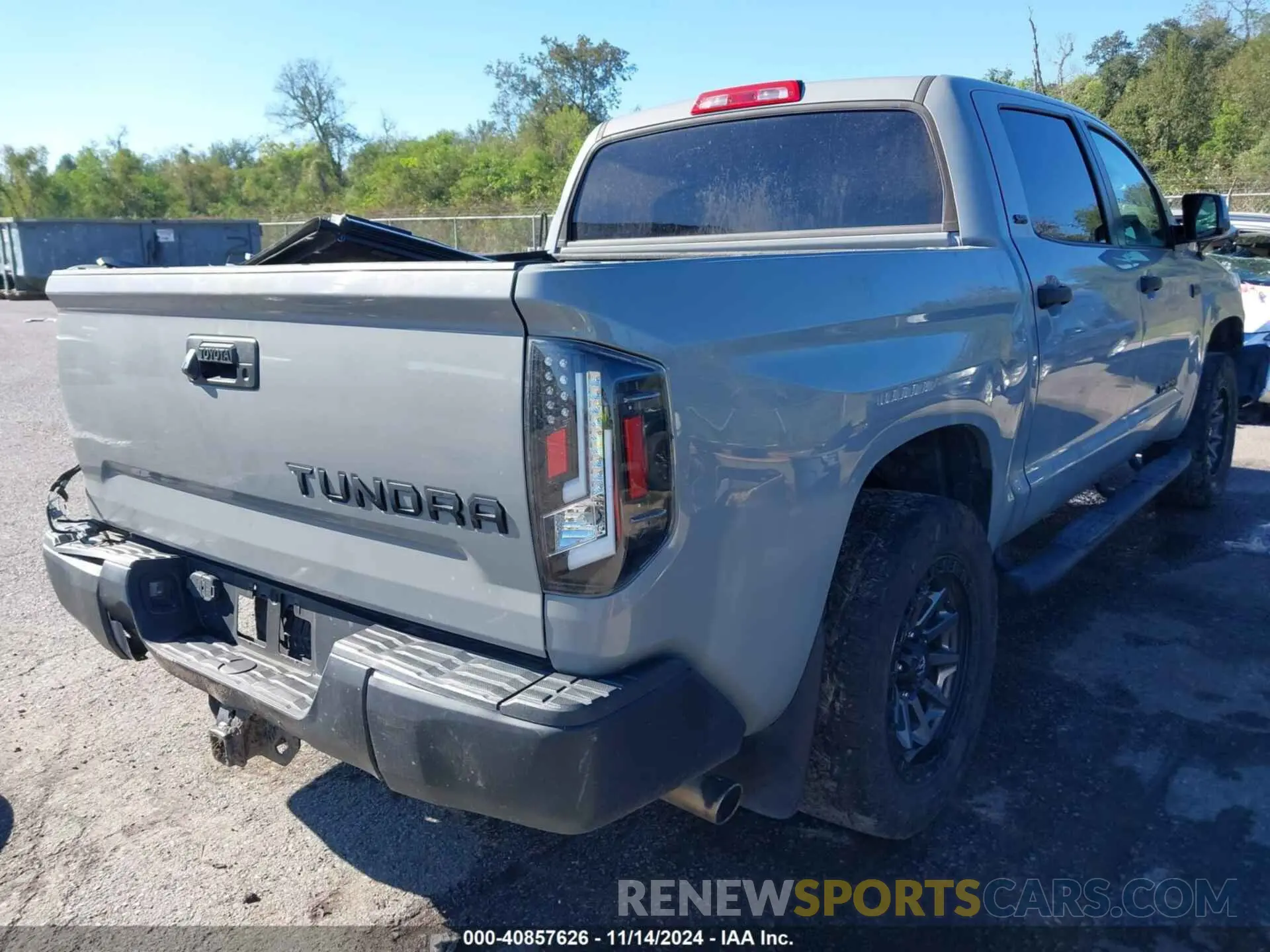 4 Photograph of a damaged car 5TFEY5F10KX251624 TOYOTA TUNDRA 2019