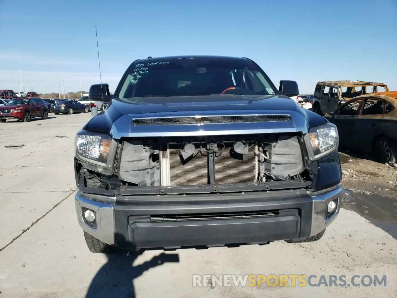 5 Фотография поврежденного автомобиля 5TFEY5F11KX244245 TOYOTA TUNDRA 2019