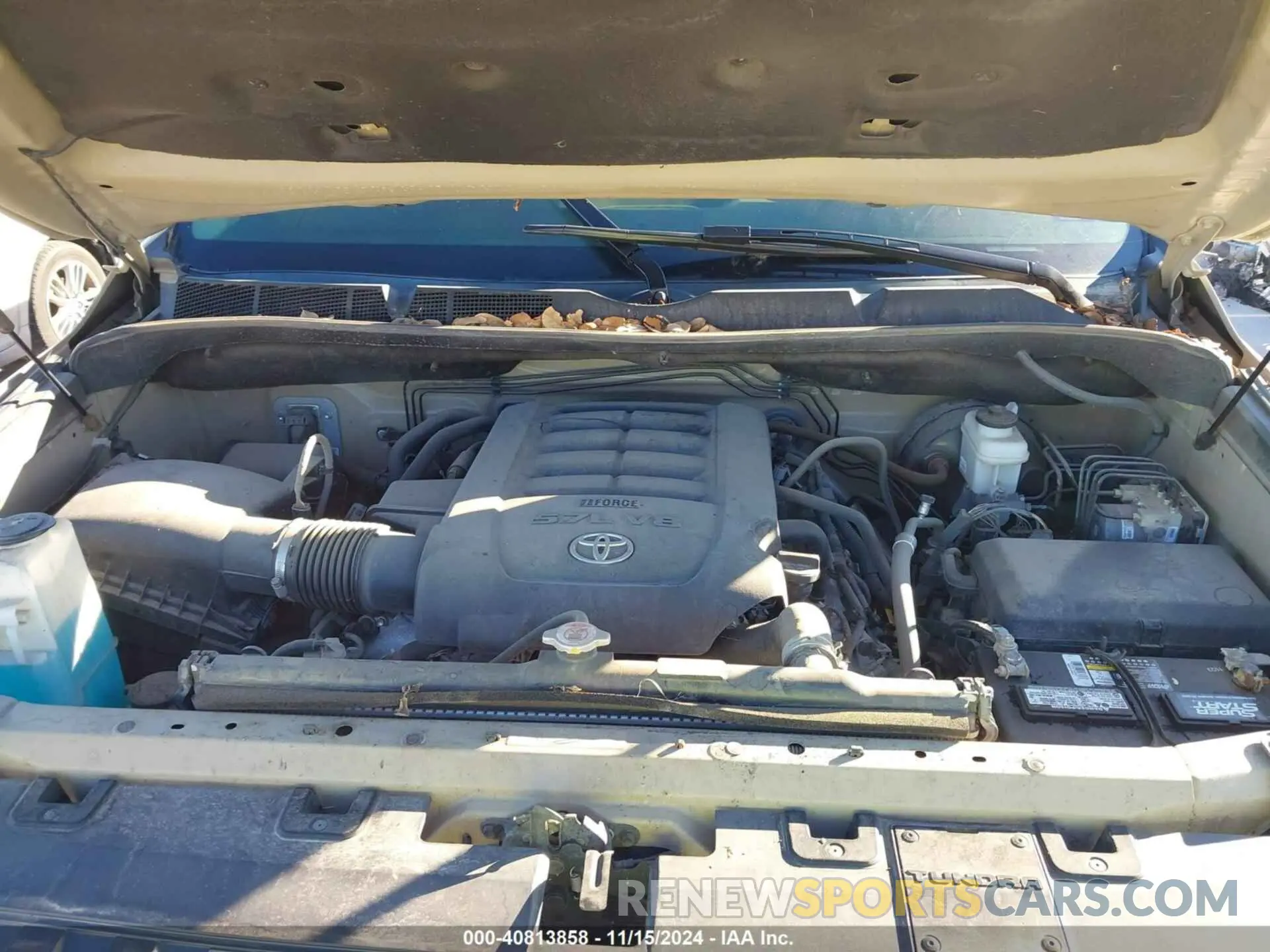 10 Photograph of a damaged car 5TFEY5F13KX251231 TOYOTA TUNDRA 2019
