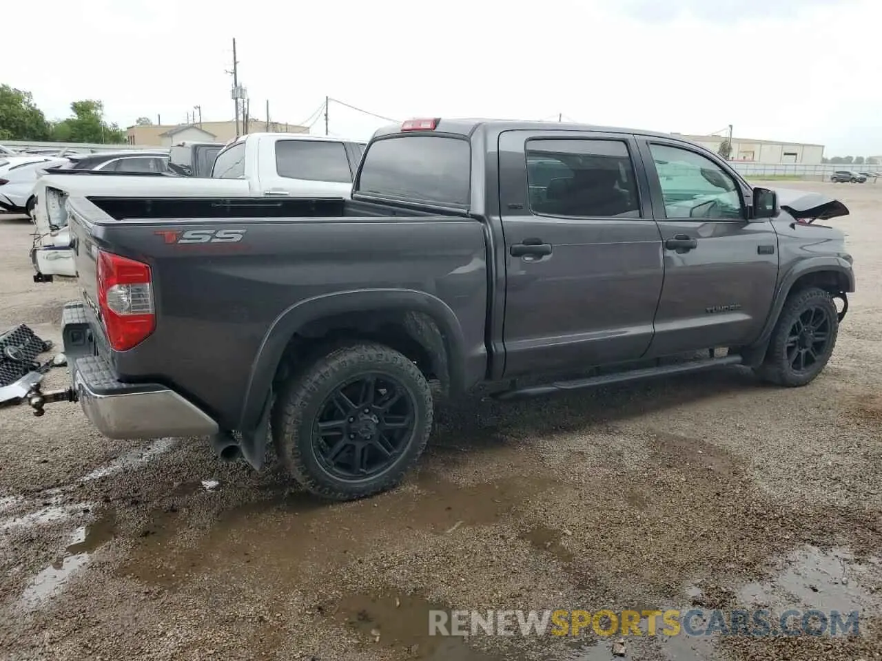3 Фотография поврежденного автомобиля 5TFEY5F15KX249108 TOYOTA TUNDRA 2019